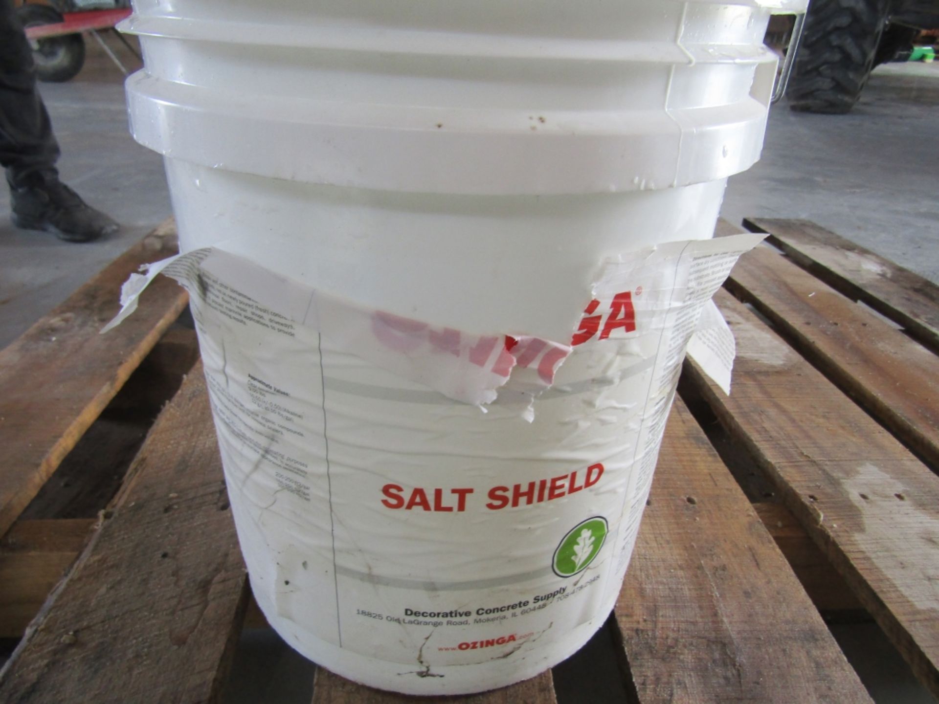 Bucket Salt Shield