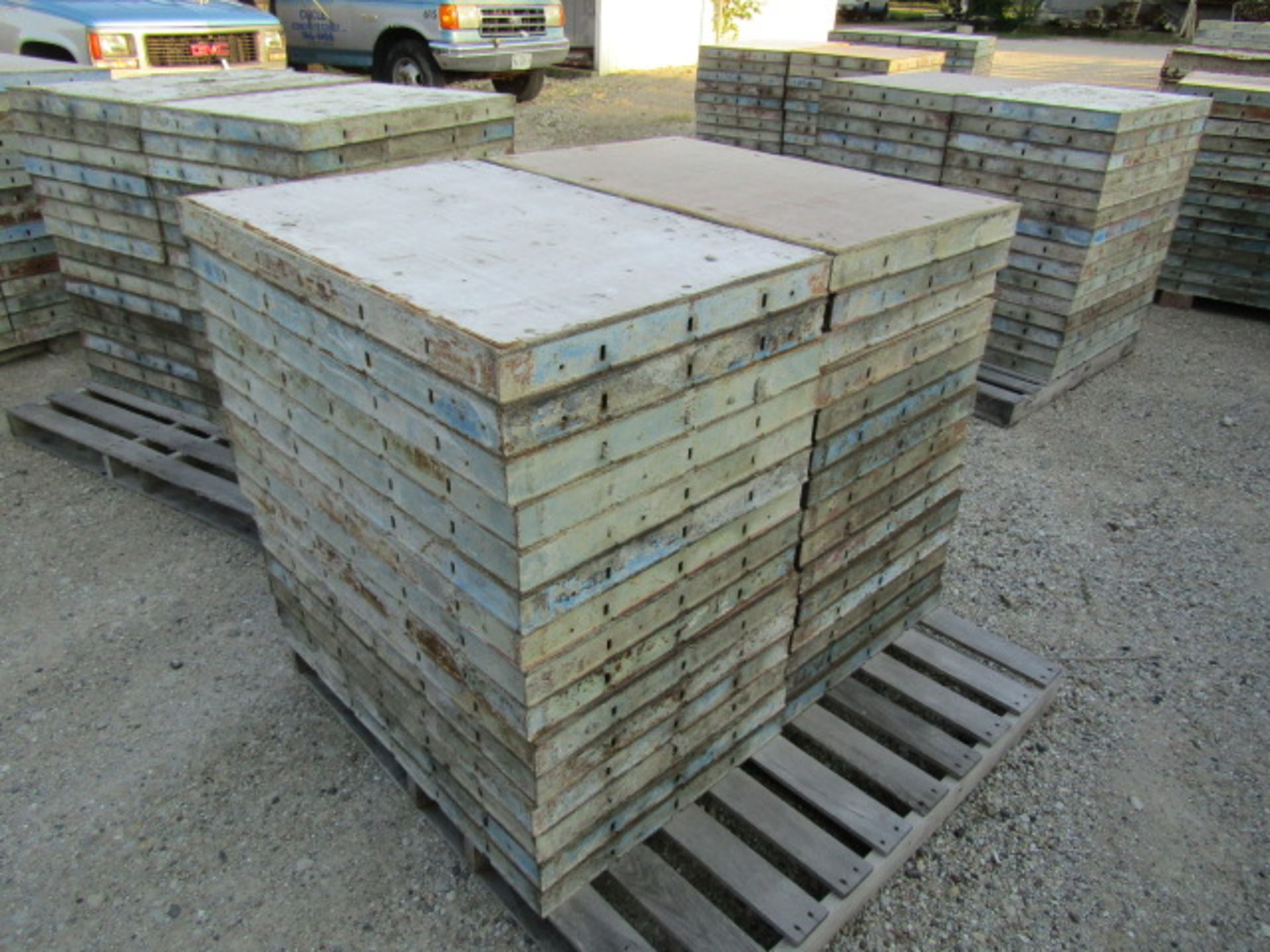 (30) 24" x 3' Symons Steel Ply Forms - Image 2 of 2