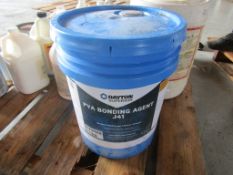 Bucket PVA Bonding Agent J41