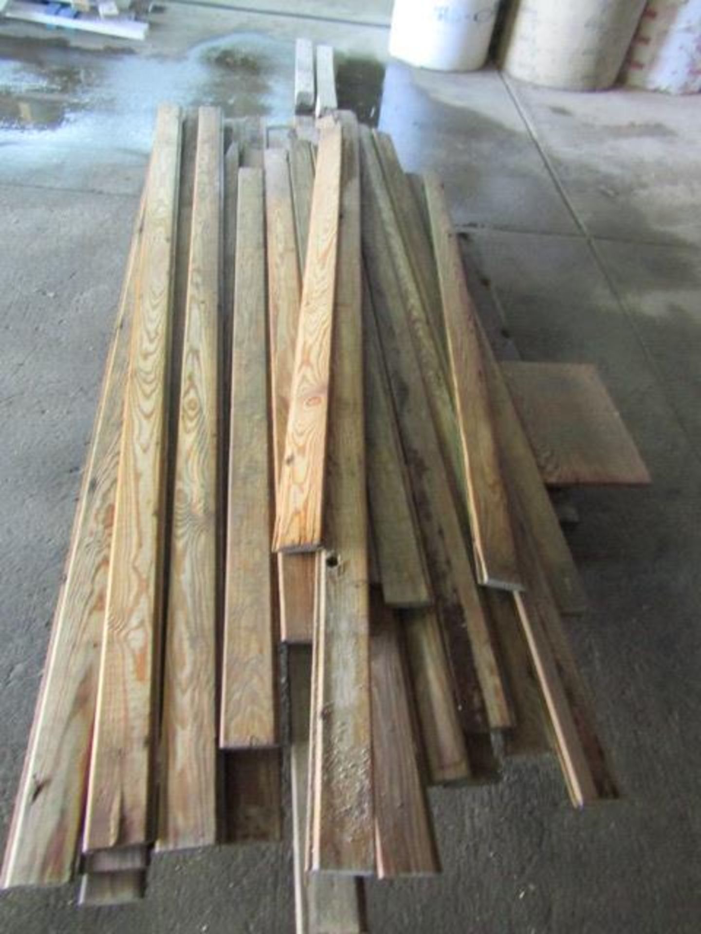 (1) Pallet of Miscellaneous Wood