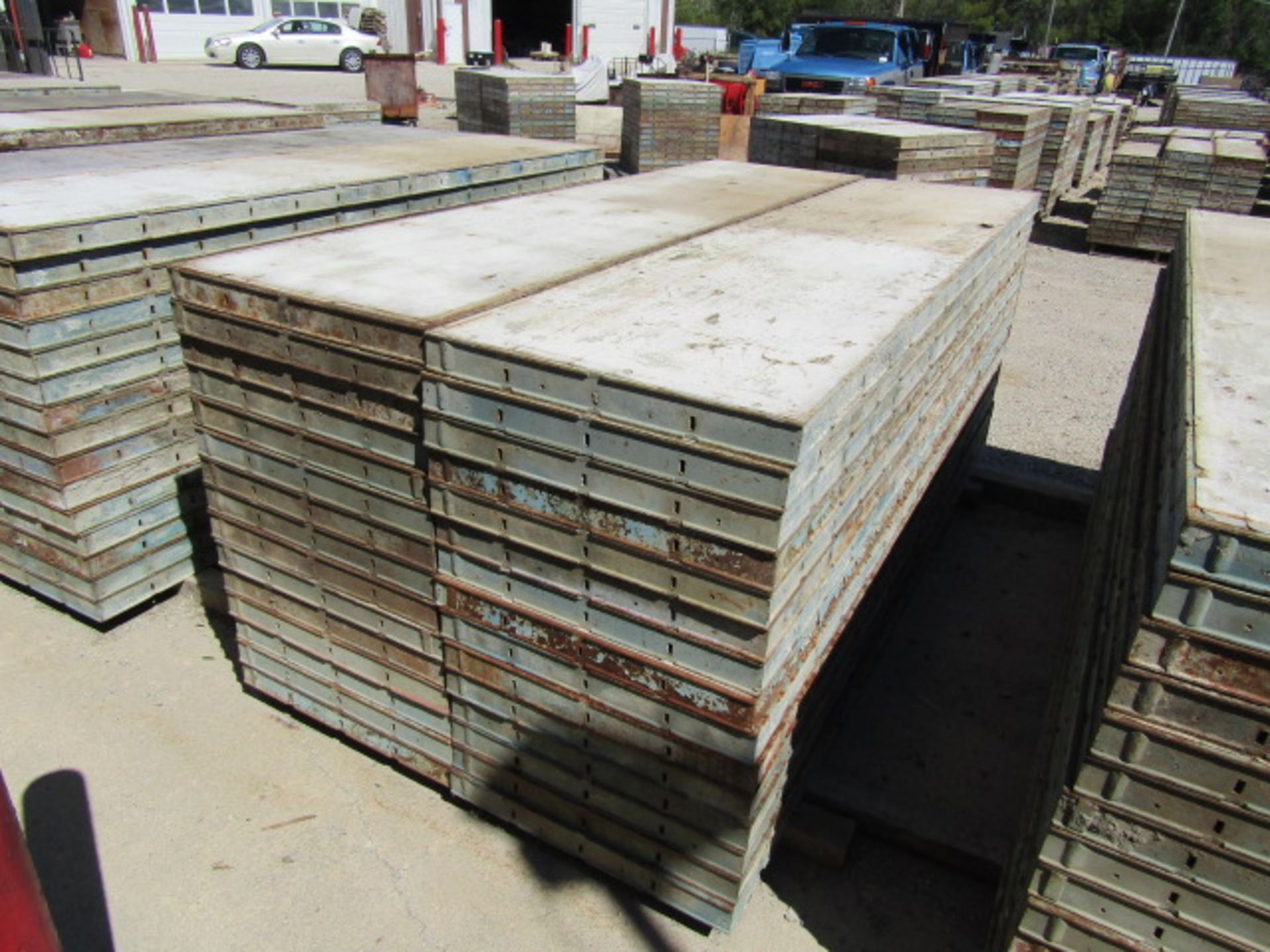 (30) 24" x 8' Symons Steel Ply Forms - Image 2 of 2