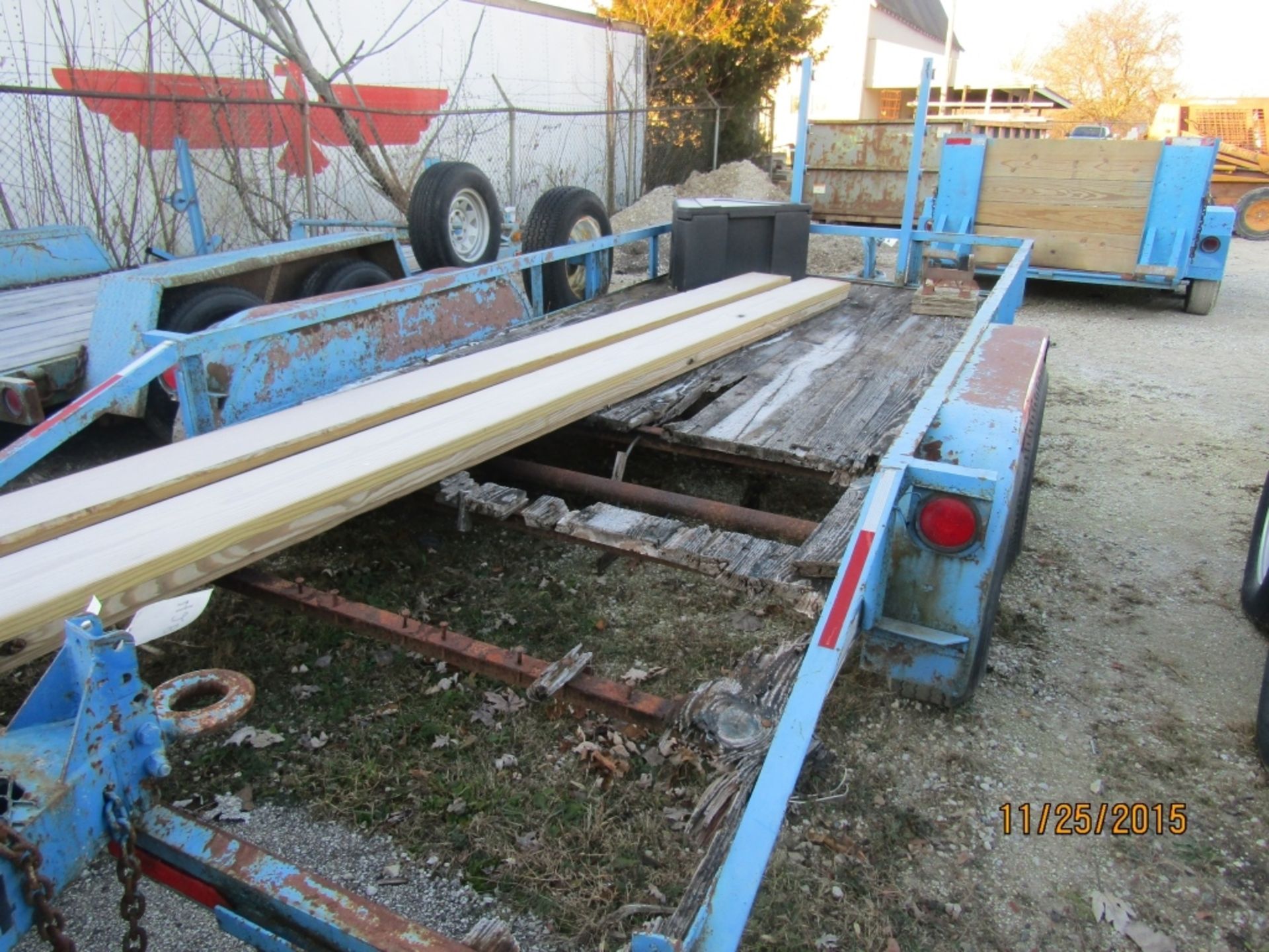 1988 Brewer Tandem Axle Trailer, VIN #068814, Damaged Decking, New Lumber included to fix. - Image 4 of 6