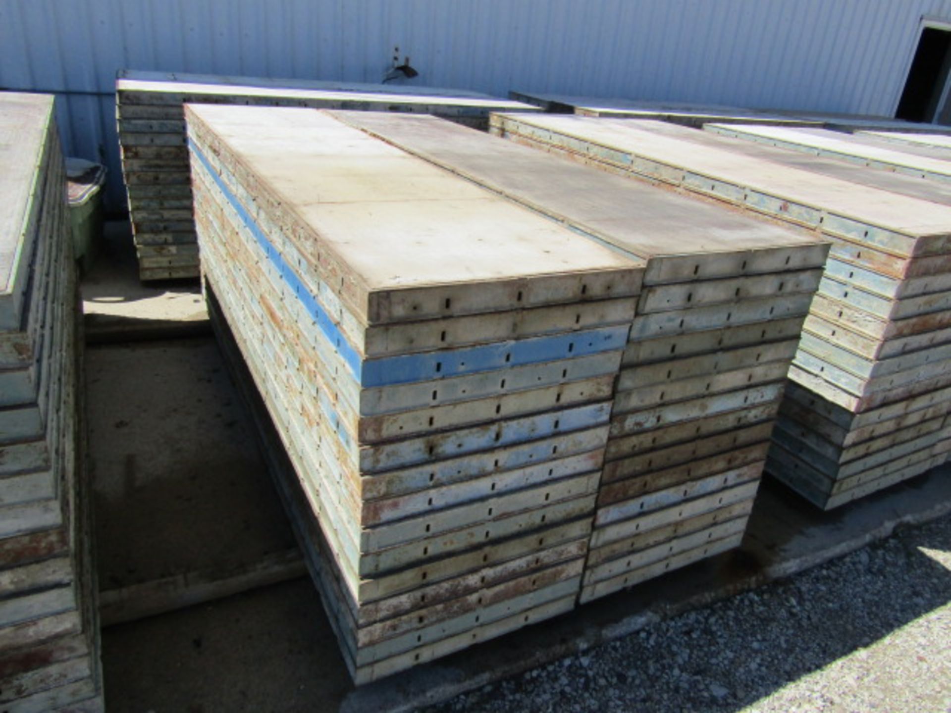 (30) 24" x 8' Symons Steel Ply Forms