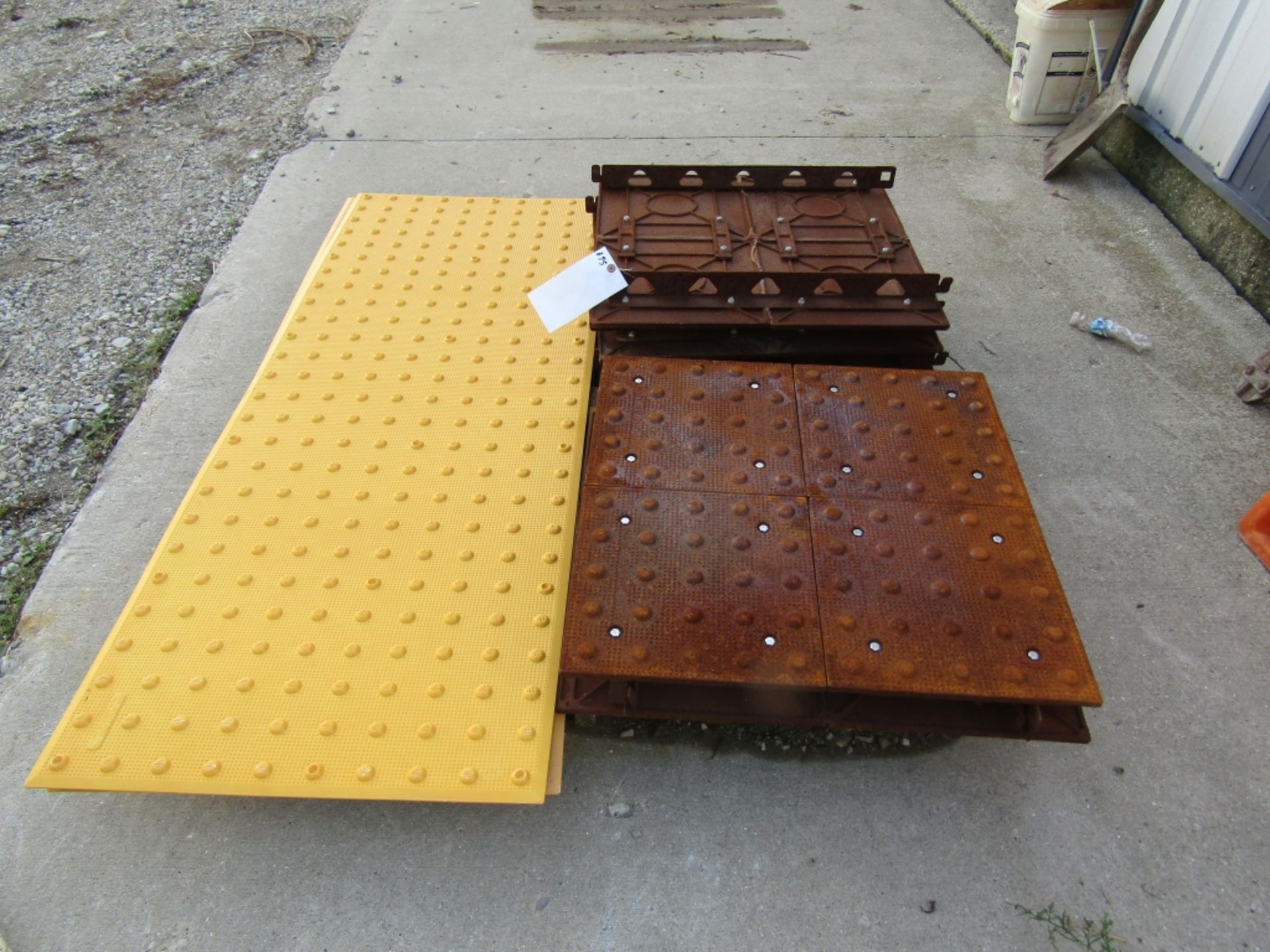 (8) Sidewalk Molds, (6) Iron molds & (2) Plastic molds - Image 2 of 2