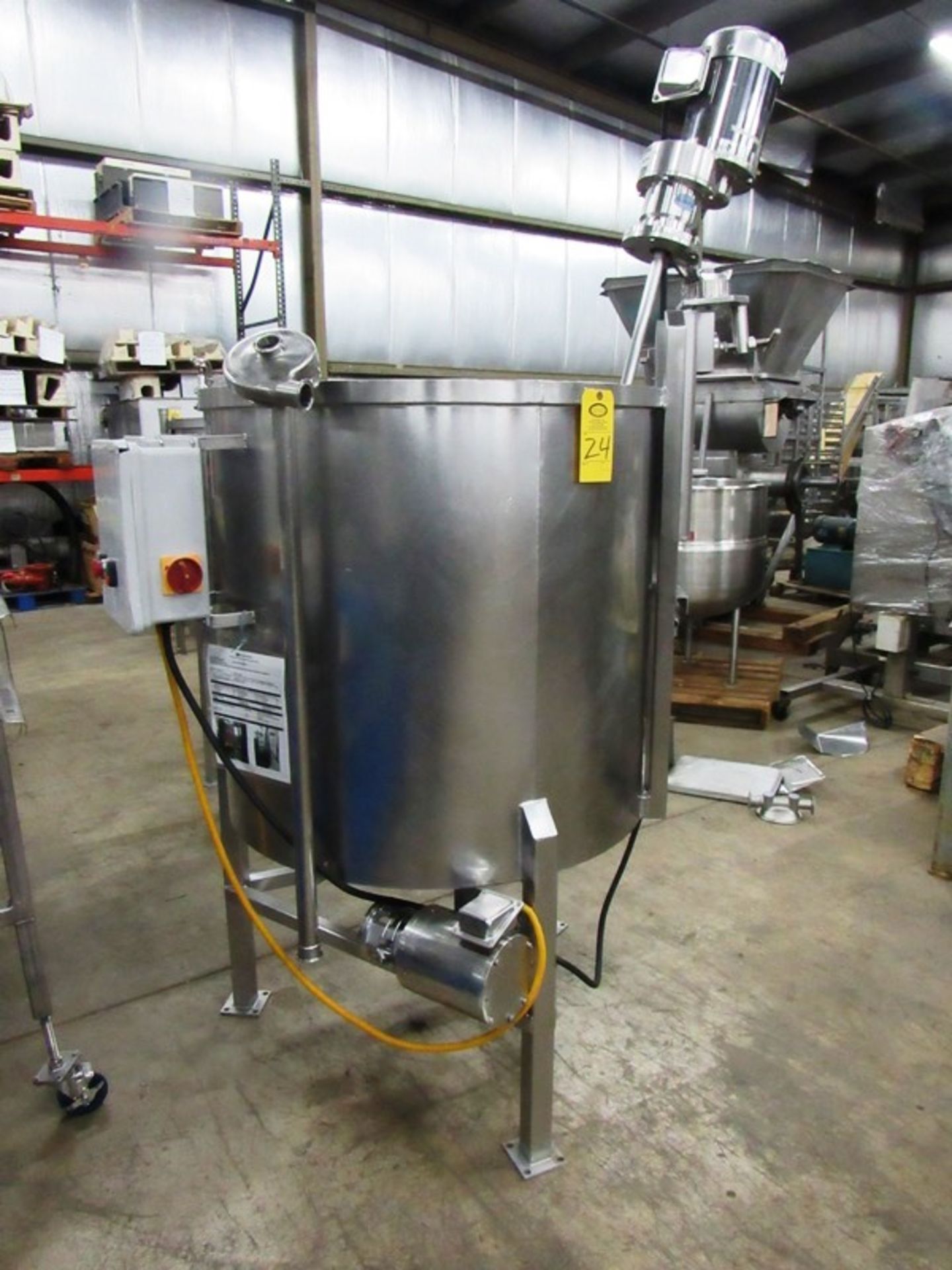 Stainless Steel Mix Tank, 38" dia. X 36" D flat bottom, 1" bottom outlet with Admix stainless