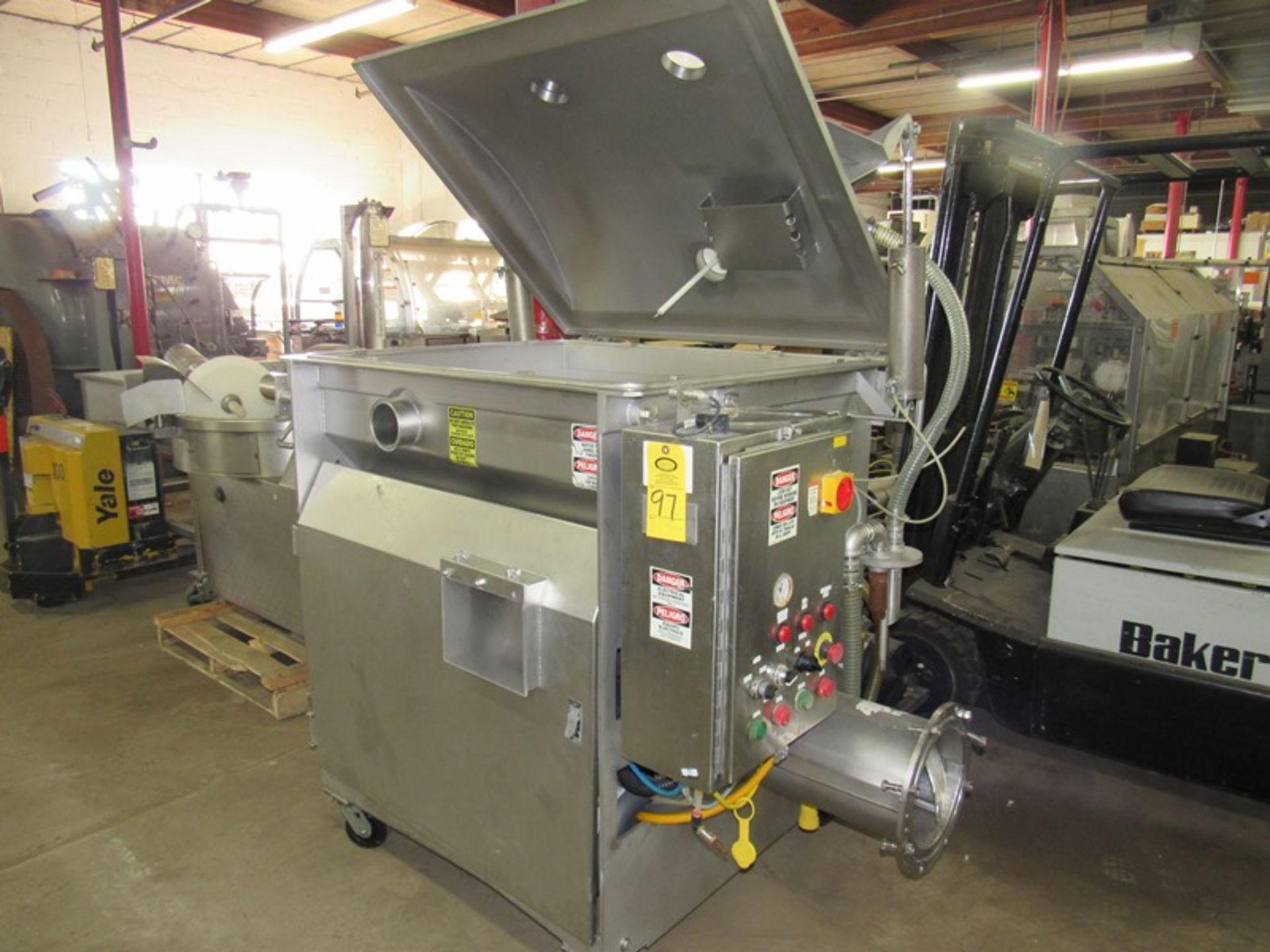 Mepaco Mdl. 105 Vacuum Mixer/Grinder, Ser. #R-1065, 800 Lb. capacity