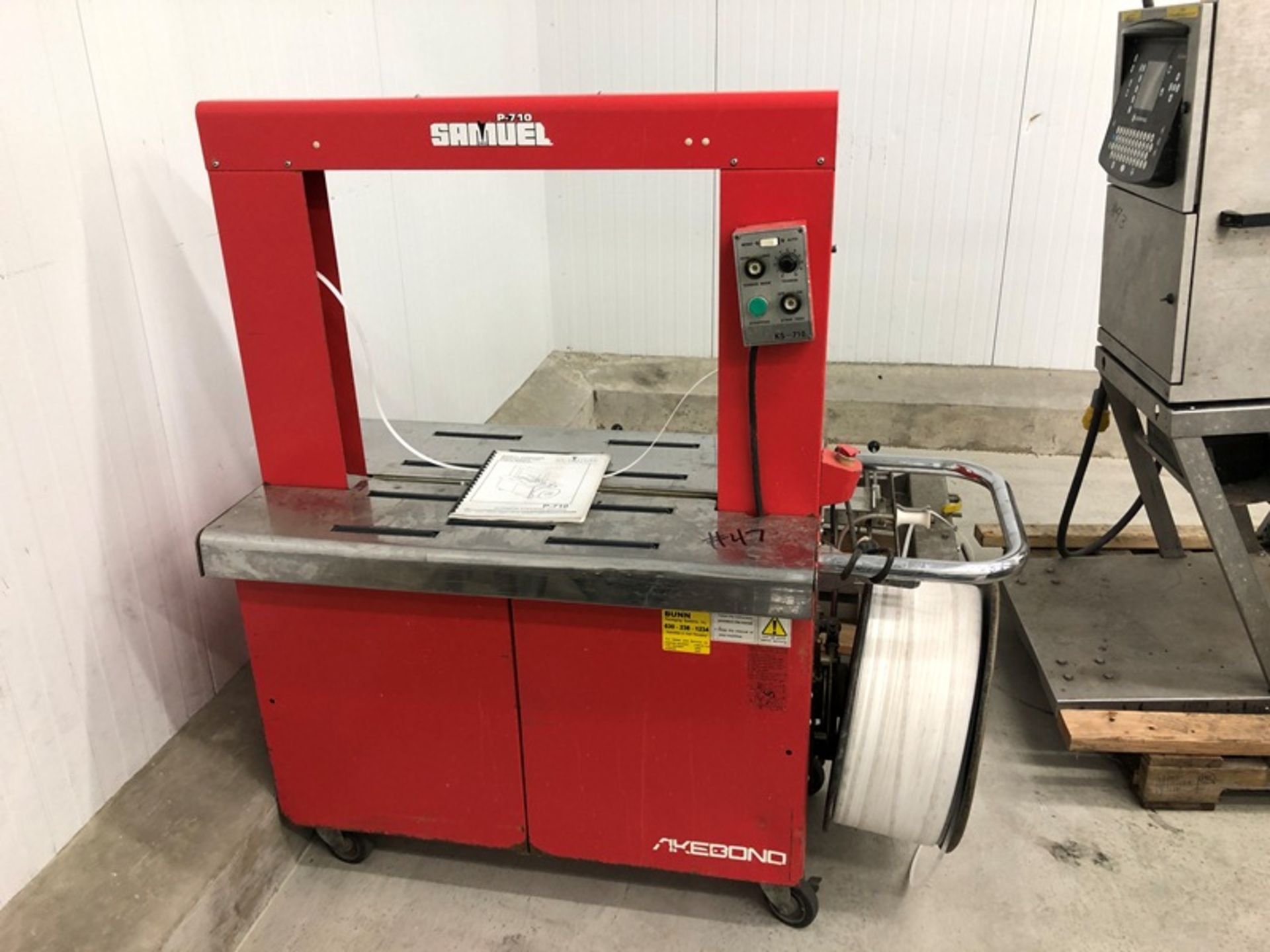 Nylon Strapper, Samuel, P710, 24"x21" aperture (Located in Bridgeview, IL) (Removal Date Is April