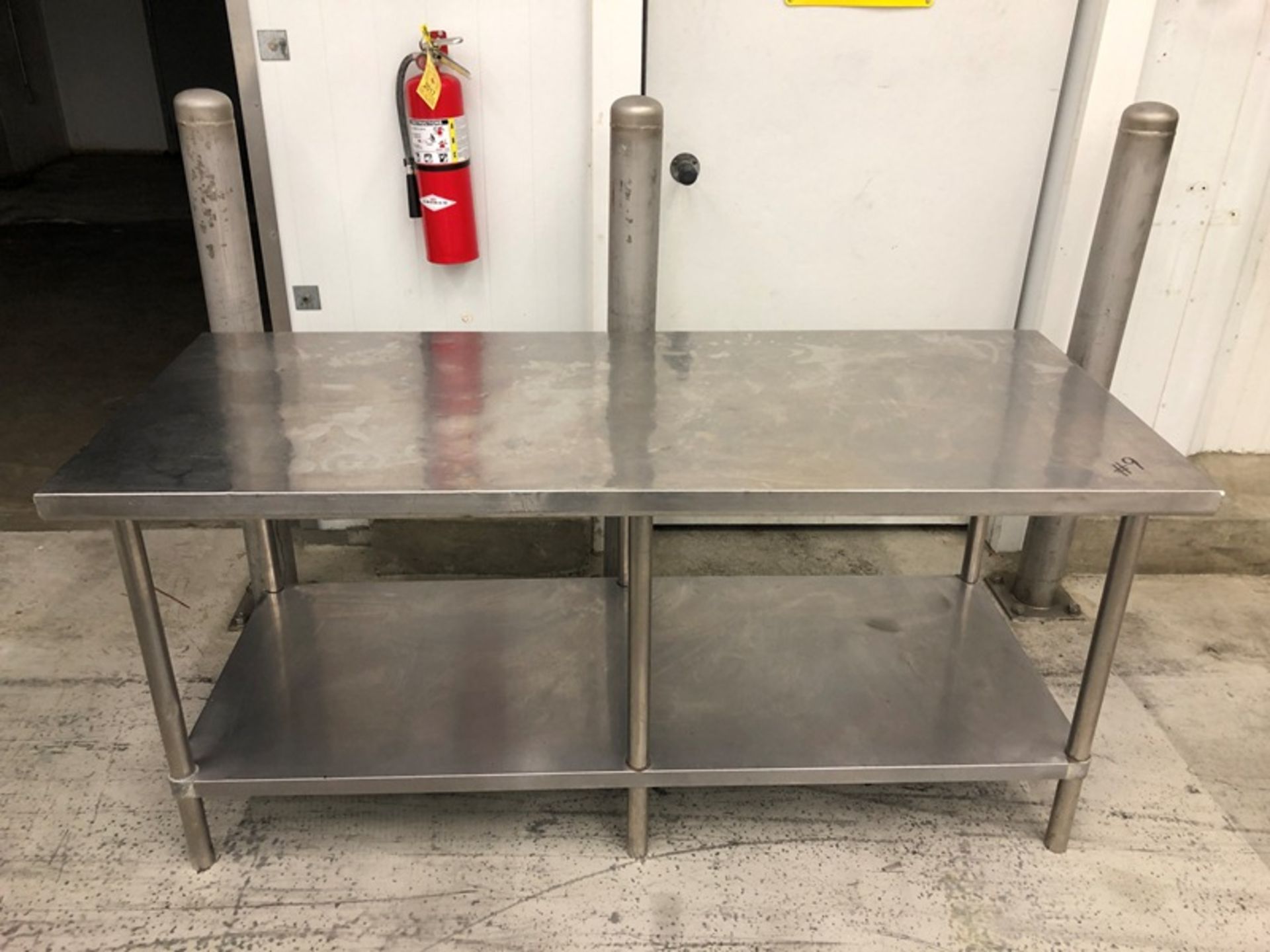 Table, 6'x30"x33", stainless steel construction (Located in Bridgeview, IL) (Removal Date Is April