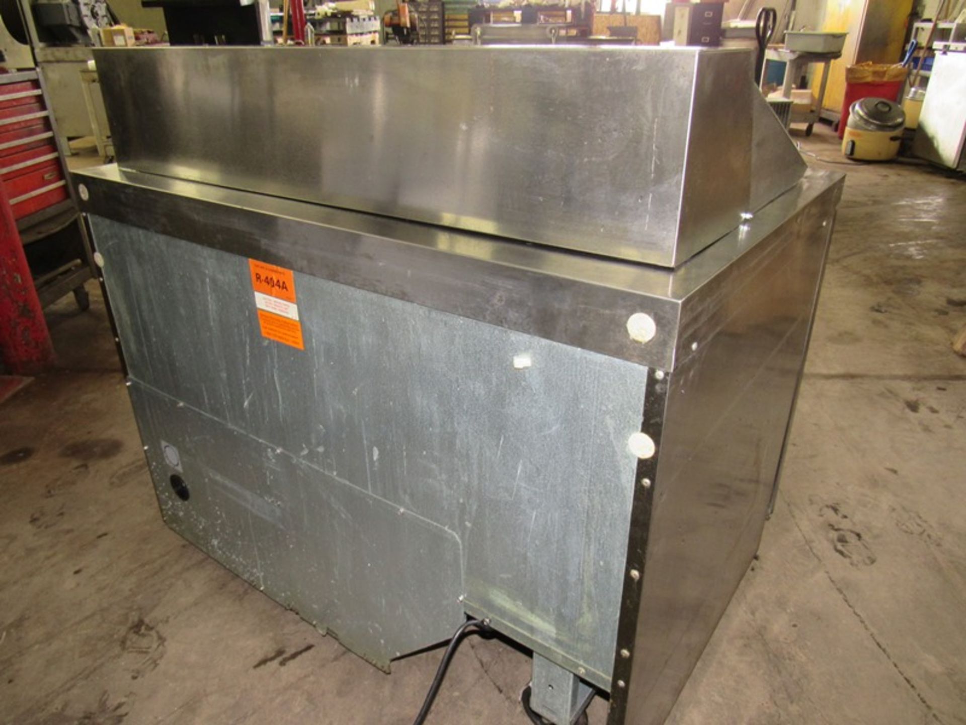 Delfield Mdl. 4448N-18M Portable 2 Section Refrigerated Mega Top Salad Prep Table/Cooler - Image 3 of 5