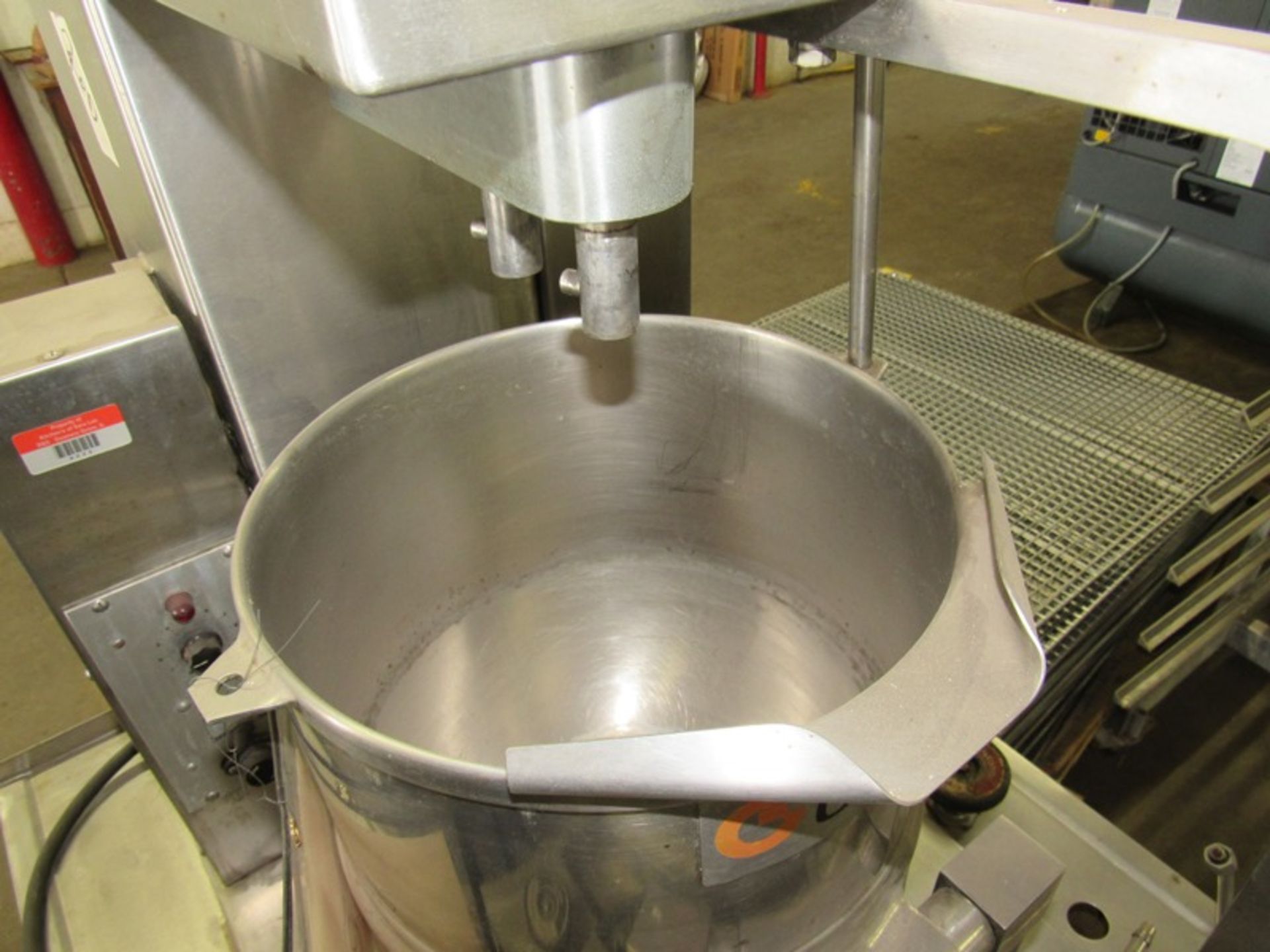 Groen Mdl. TDC/2-20 Steam Jacketed Kettle, 20 Qt., tilting bowl on stainless steel cart - Image 5 of 5