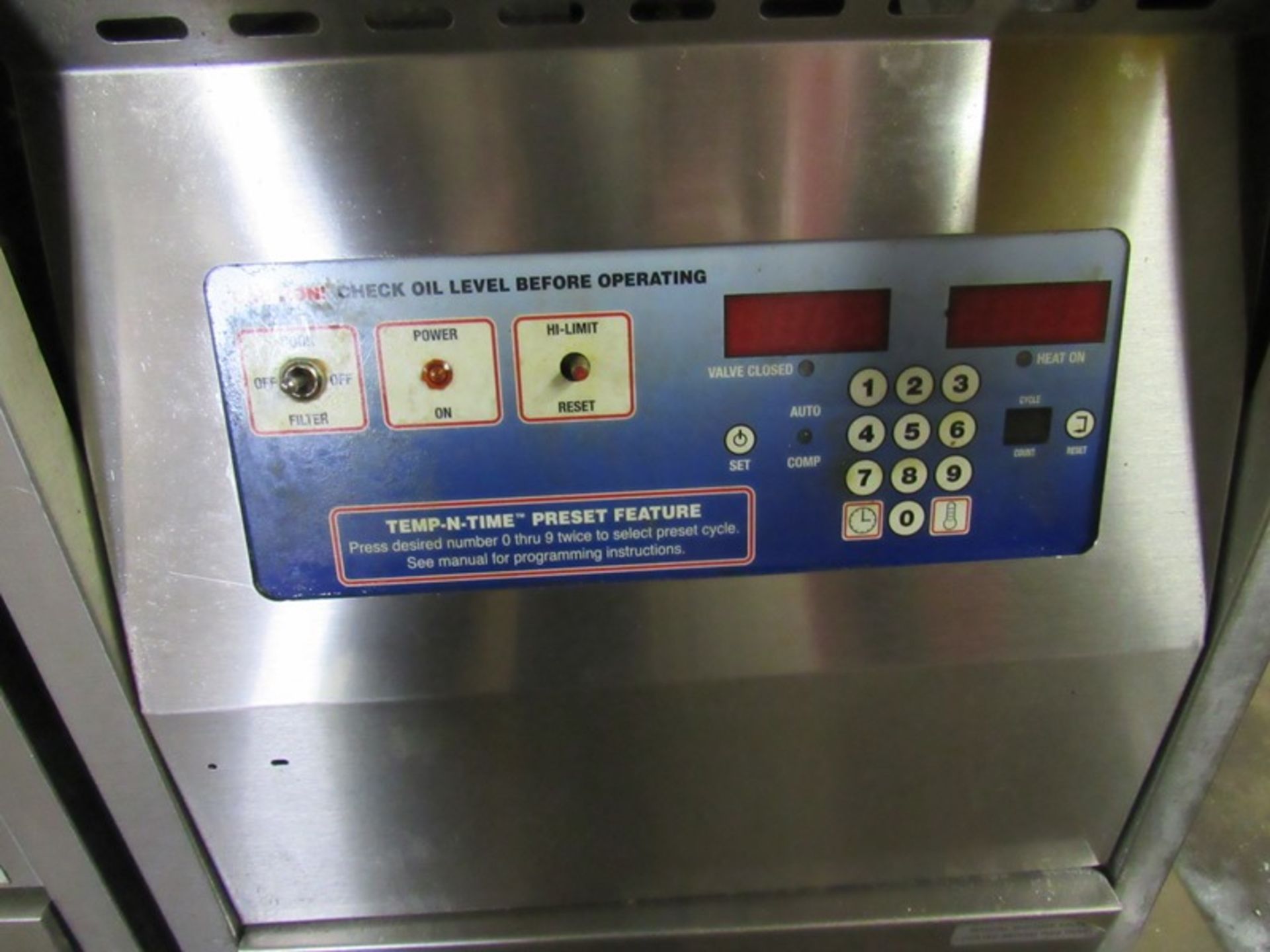 Broaster Company Mdl. 1800 Pressure Fryer - Image 3 of 4