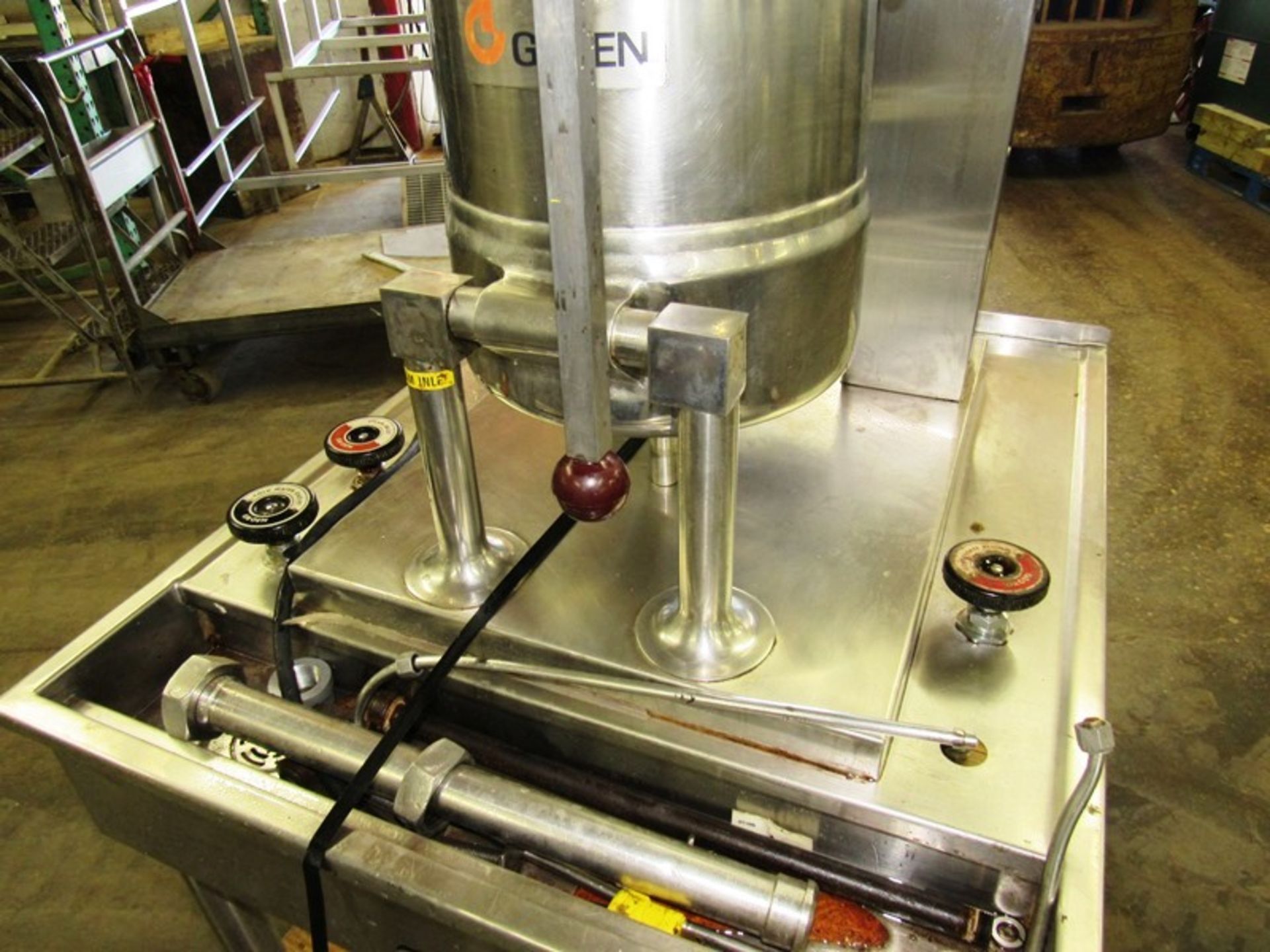 Groen Mdl. TDC/2-20 Steam Jacketed Kettle, 20 Qt., tilting bowl on stainless steel cart - Image 4 of 5