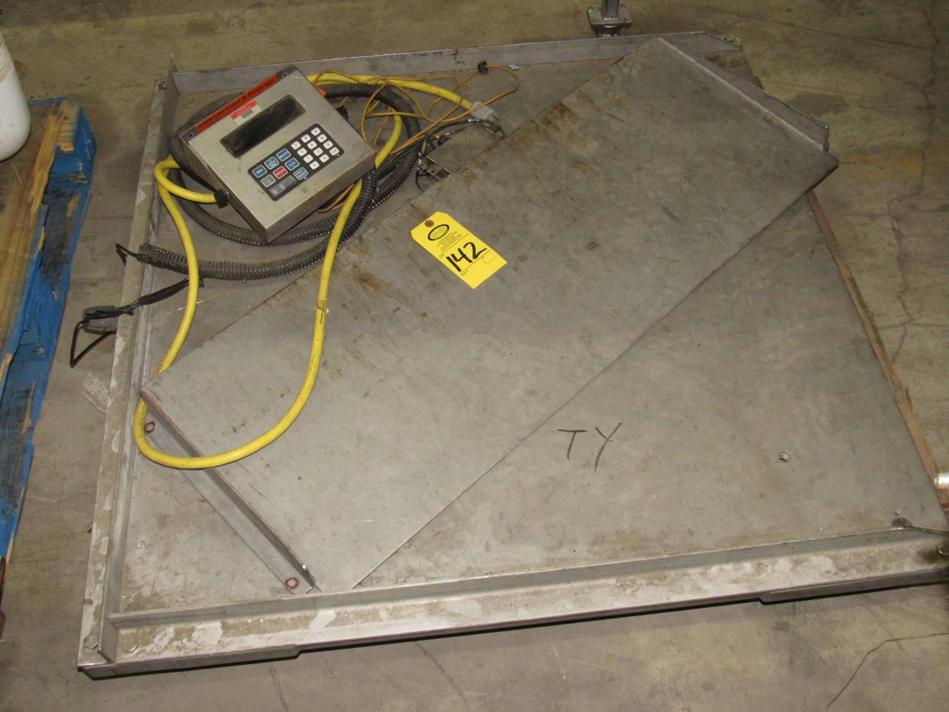 GSE Mdl. 455 Stainless Steel Floor Scale, w/digital readout, 4' X 4', w/ramp. Everything Must Be