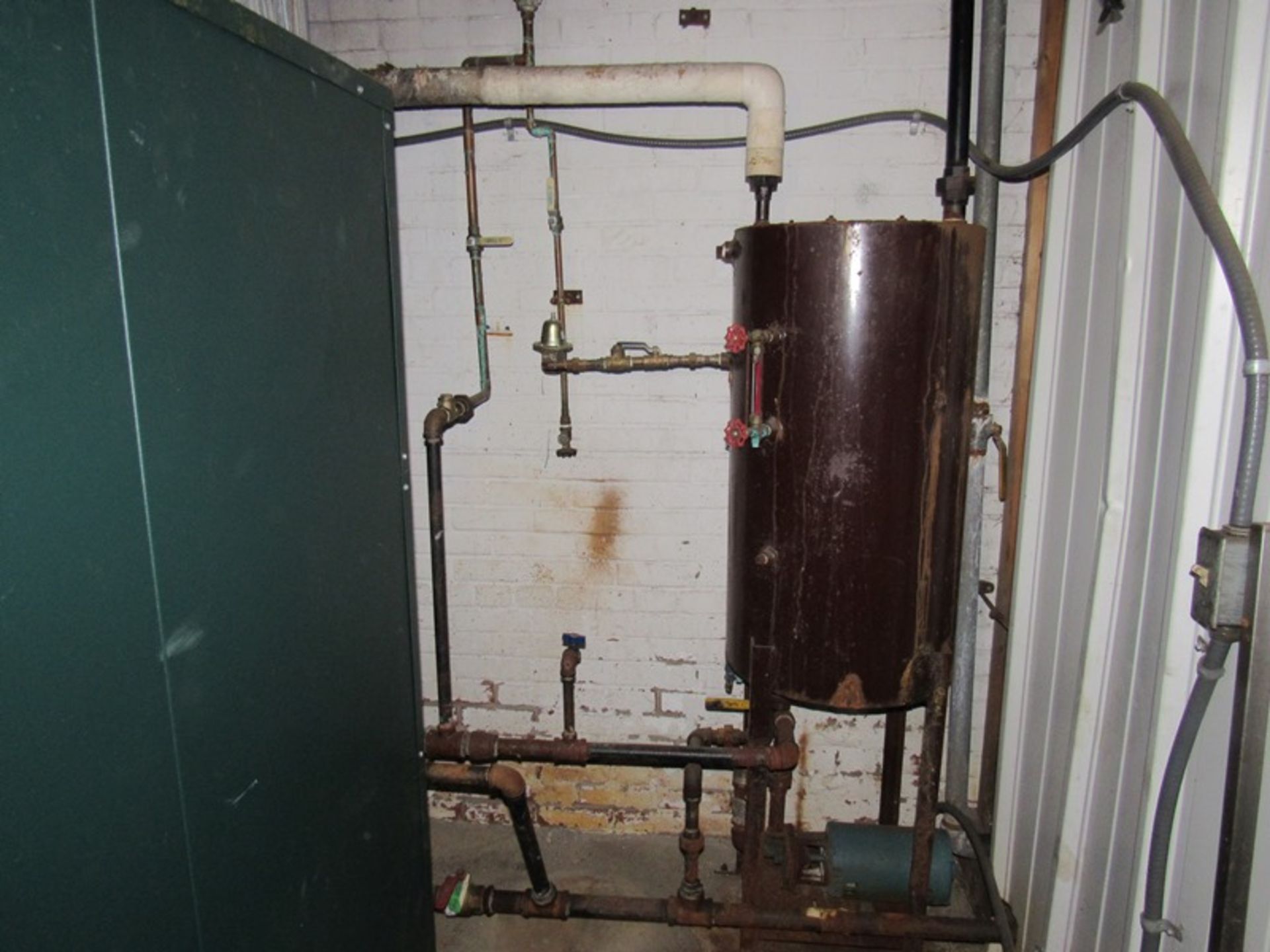 Columbia Mdl. WL-120 Natual Gas Fired Steam Boiler, 168,000BTU/hr. net steam rating 102000/hr., - Image 7 of 7