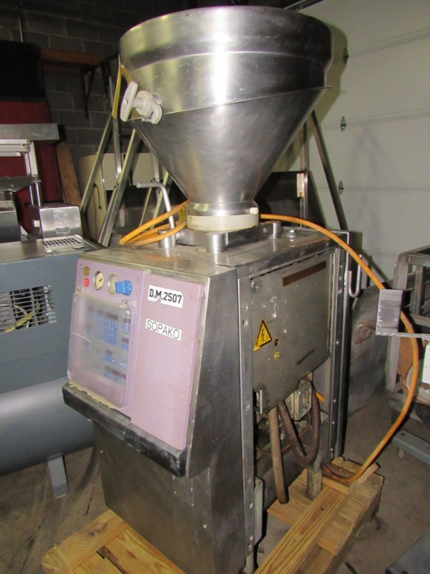 Handtmann Mdl. VF50 Vacuum Filling Portioning Stuffer, Ser. #17180, 220 volts, 3 phase, 16 amps, - Image 3 of 9