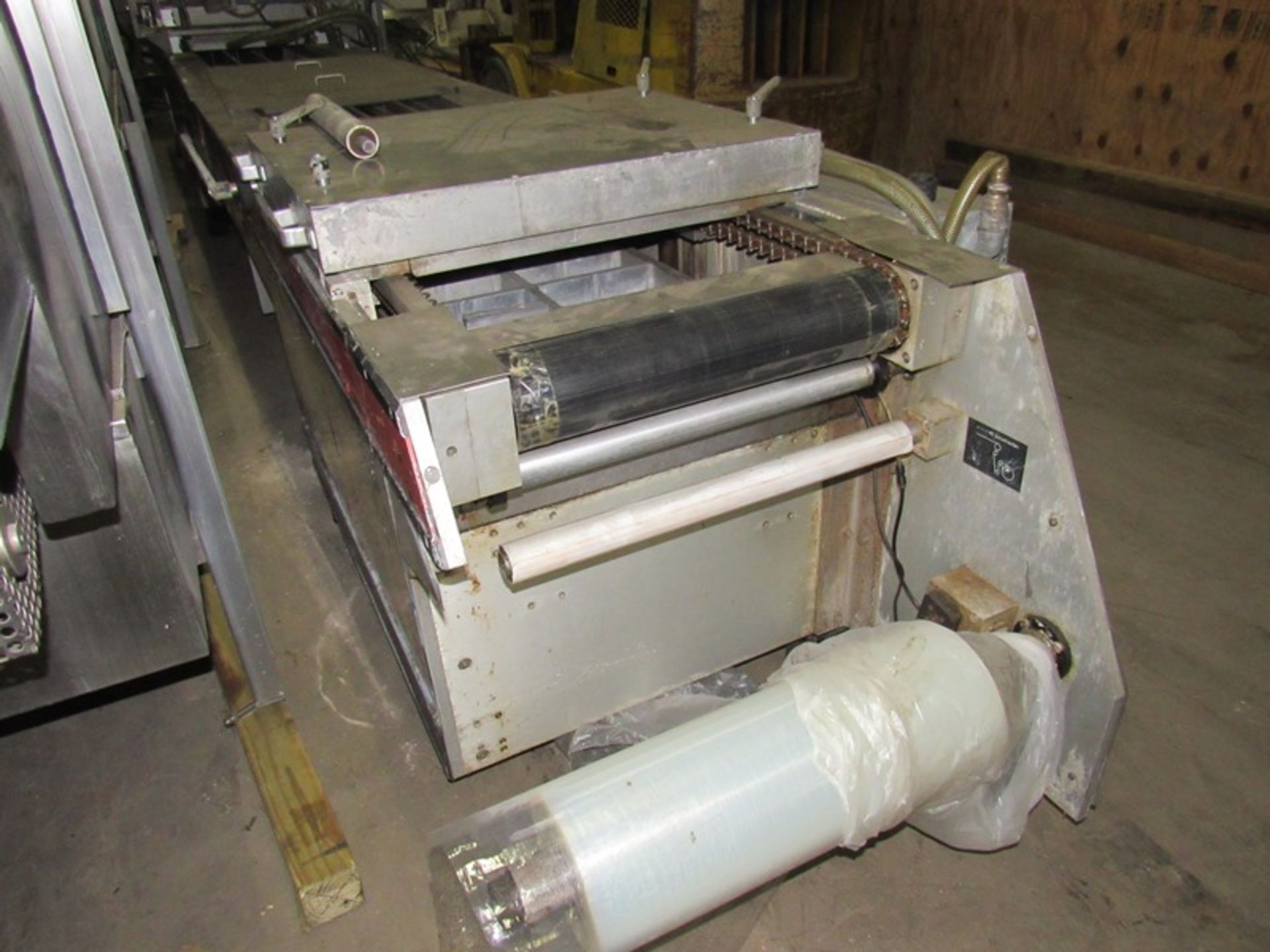 Kramer Grebe Rollstock Packager, 560 mm between chains, 16 up die, approx.: 120 mm wide X 150 mm - Image 16 of 19