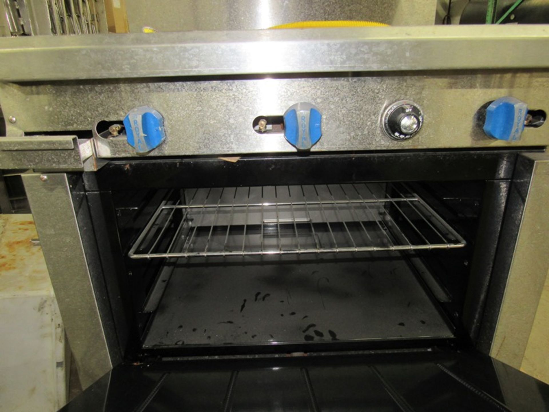 Royal Gas Fired Grill/Oven, 36" Wide X 21" Deep grill area ***All Monies must be received by Friday - Image 2 of 3