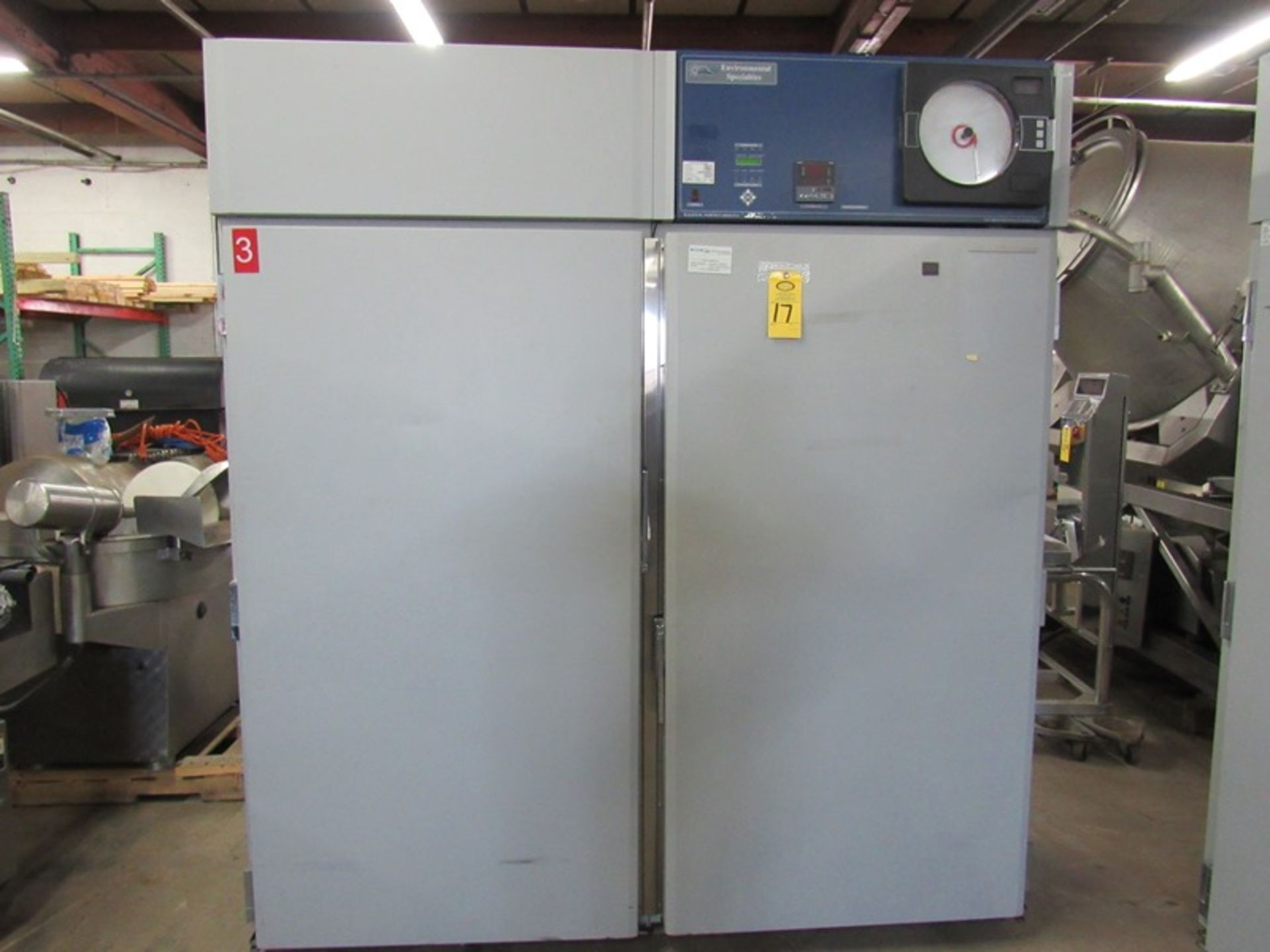 Enviromental Specialties Mdl. ES2000C-DW-5 Incubator, double door, Ser. #DK04202218, 208 single pha