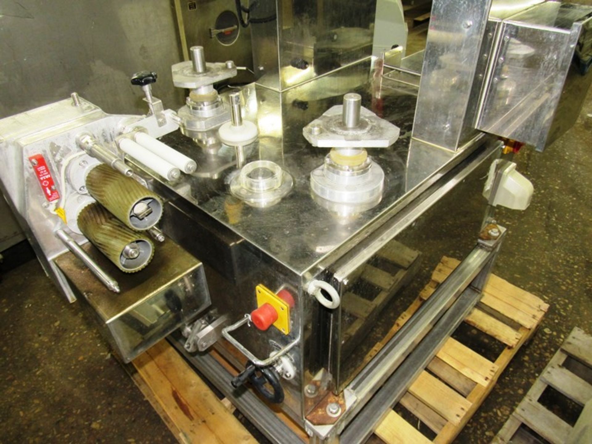 Rheon Mdl. KN300 Cornucopia Encrusting Machine, 220 volts, 3 phase - ***All Monies must be received - Image 2 of 7