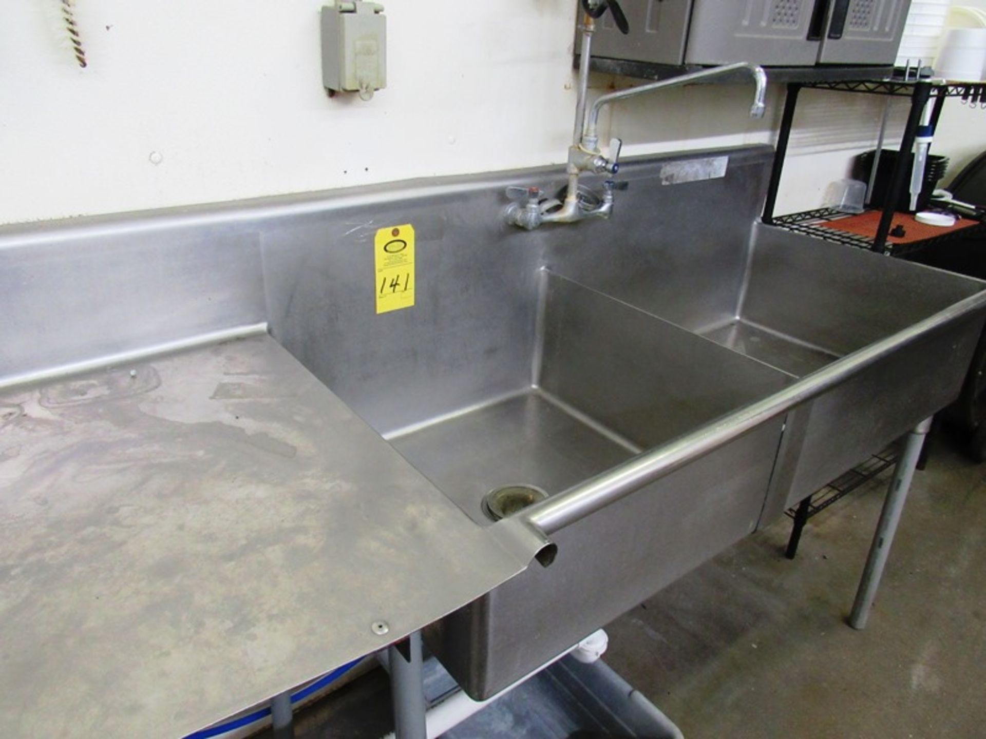 Double Compartment Stainless Steel Sink, 24 X 24 / 24 X 30 bays w/23"X 27" side table with sprayer( - Image 2 of 3