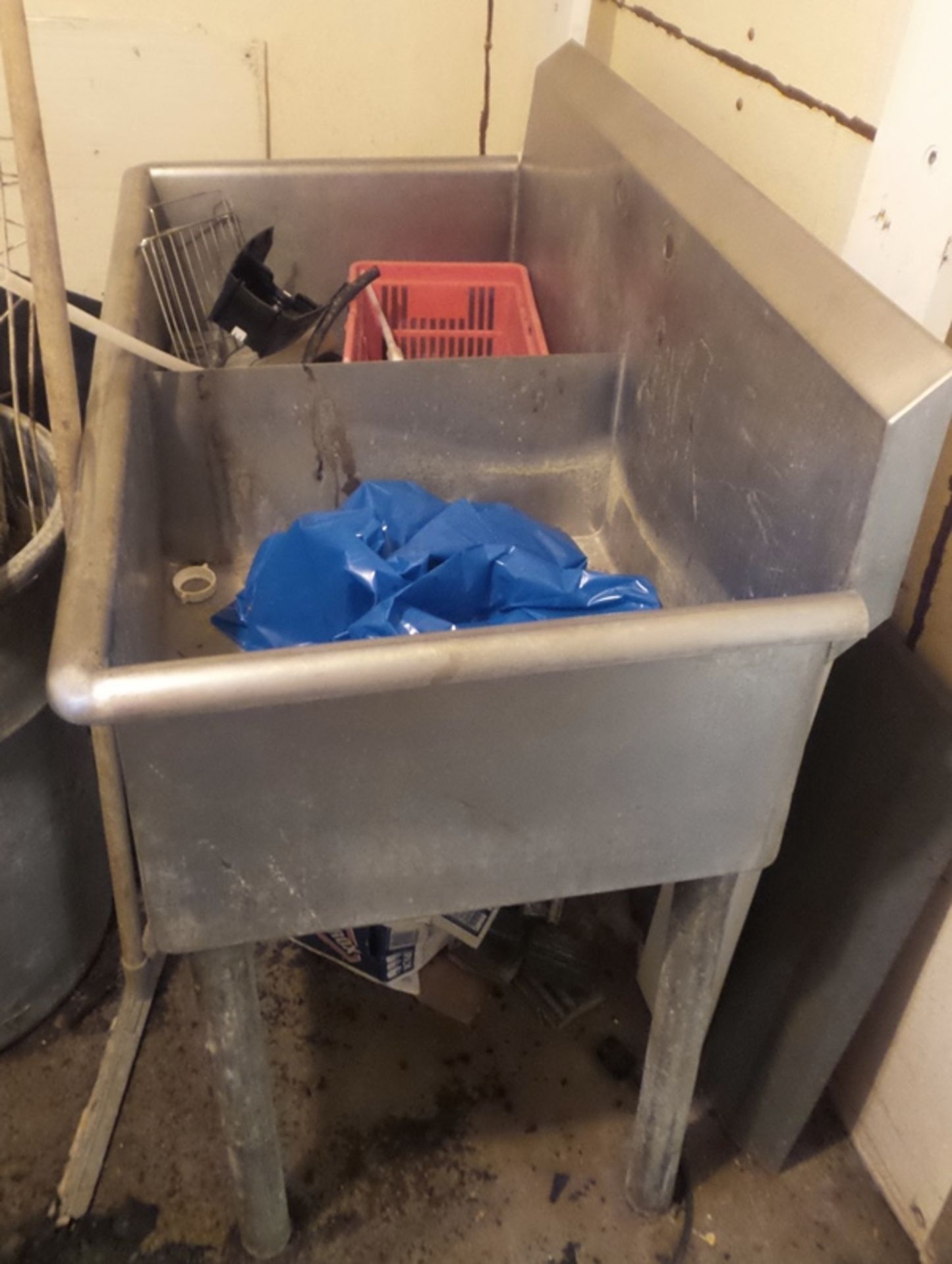 Double Compartment Stainless SteelSink, 24" x 24" bays, no faucet(All Funds Must Be Received by