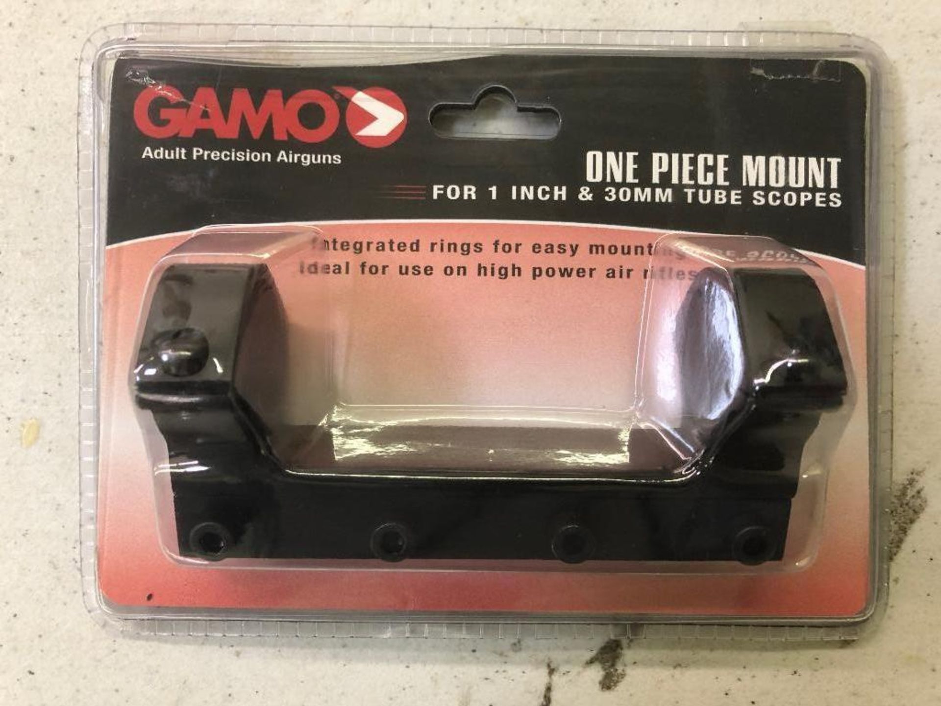 DESCRIPTION: (2) ONE PIECE MOUNT FOR TUBE SCOPES LOCATION: BACK BAY THIS LOT IS: SOLD BY THE PIECE Q