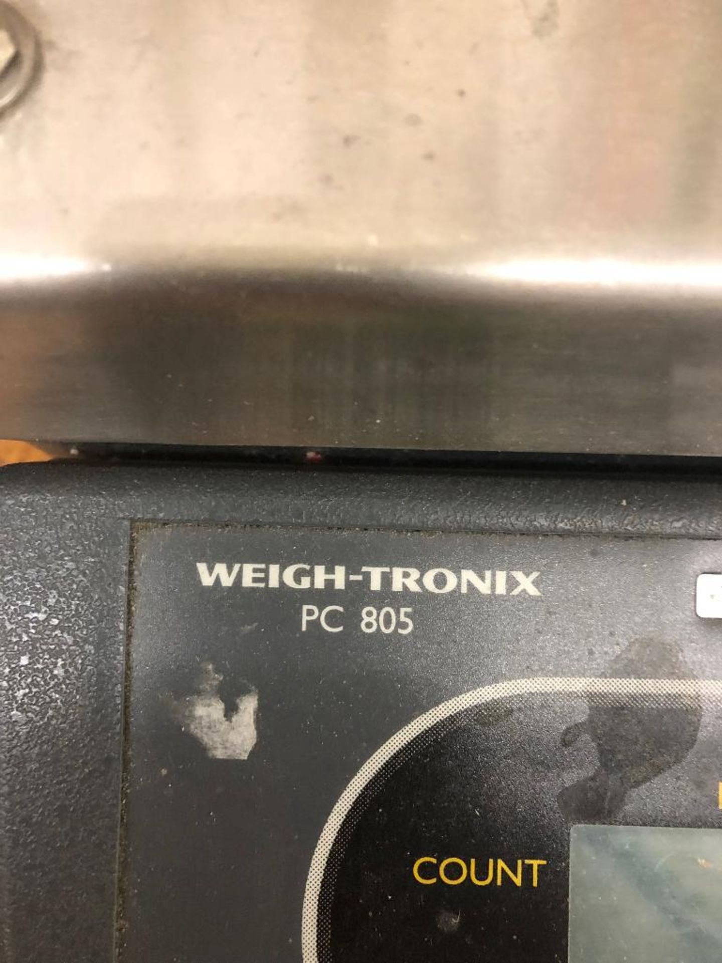 DESCRIPTION: WEIGH-TRONIX PC 805 COUNTING SCALE LOCATION: SHIPPING BAY QTY: 1 - Image 2 of 2