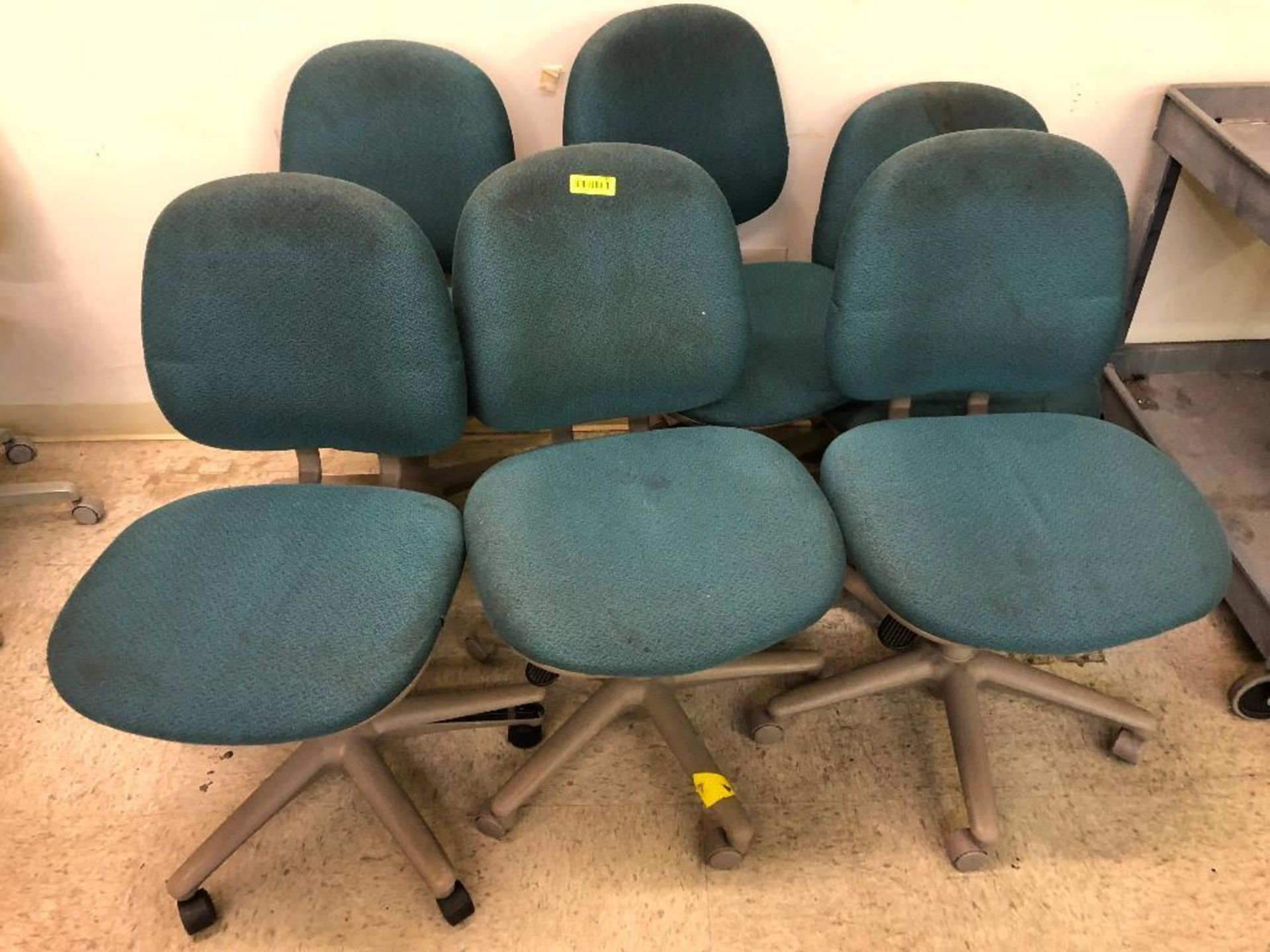 DESCRIPTION: (6) ROLLING OFFICE CHAIRS LOCATION: ASSEMBLY ROOM THIS LOT IS: SOLD BY THE PIECE QTY: 6