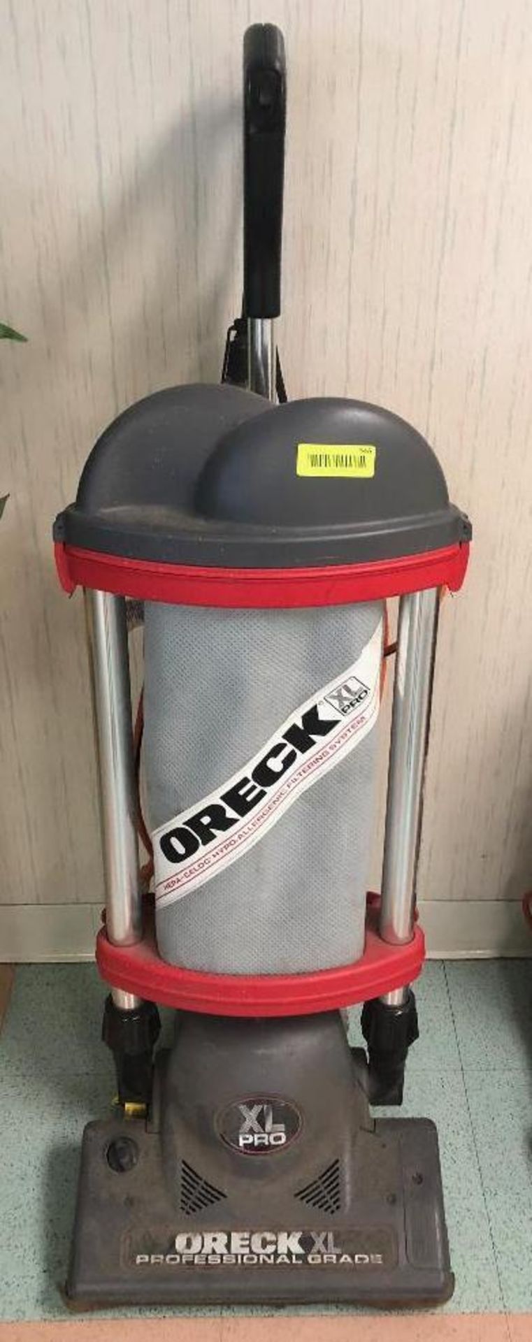 DESCRIPTION: ORECK XL PROFESSIONAL GRADE VACUUM LOCATION: KITCHEN QTY: 1