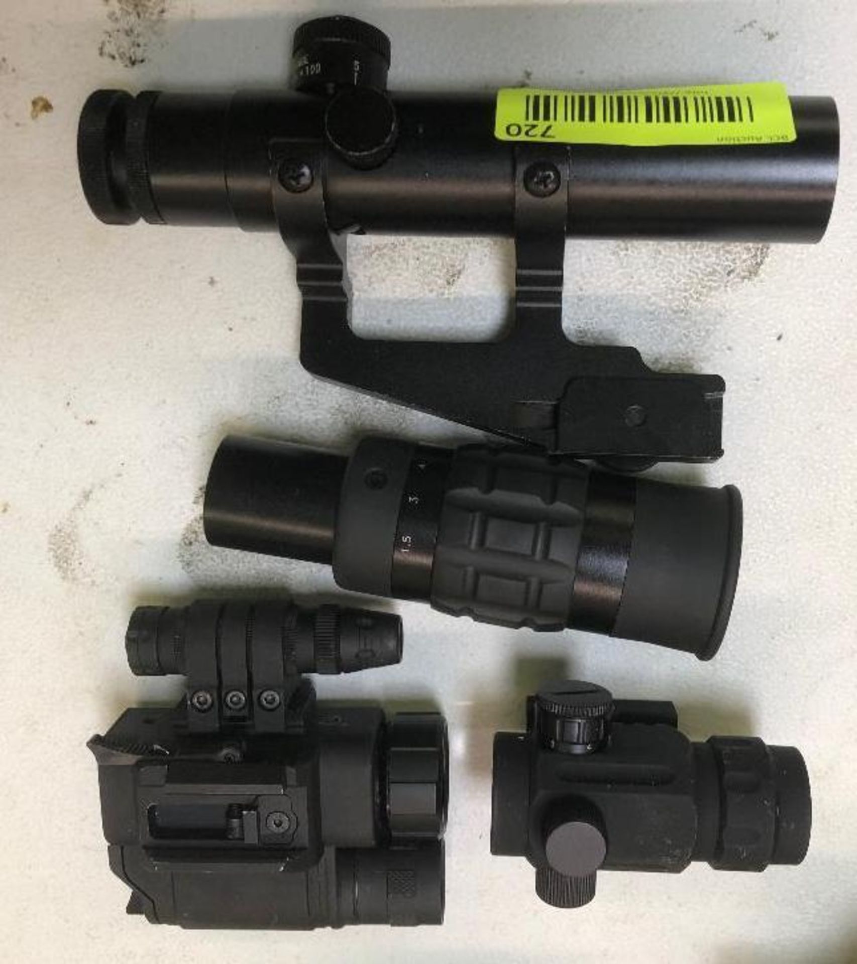 DESCRIPTION: (4) ASSORTED GUN SCOPES LOCATION: BACK BAY THIS LOT IS: SOLD BY THE PIECE QTY: 4