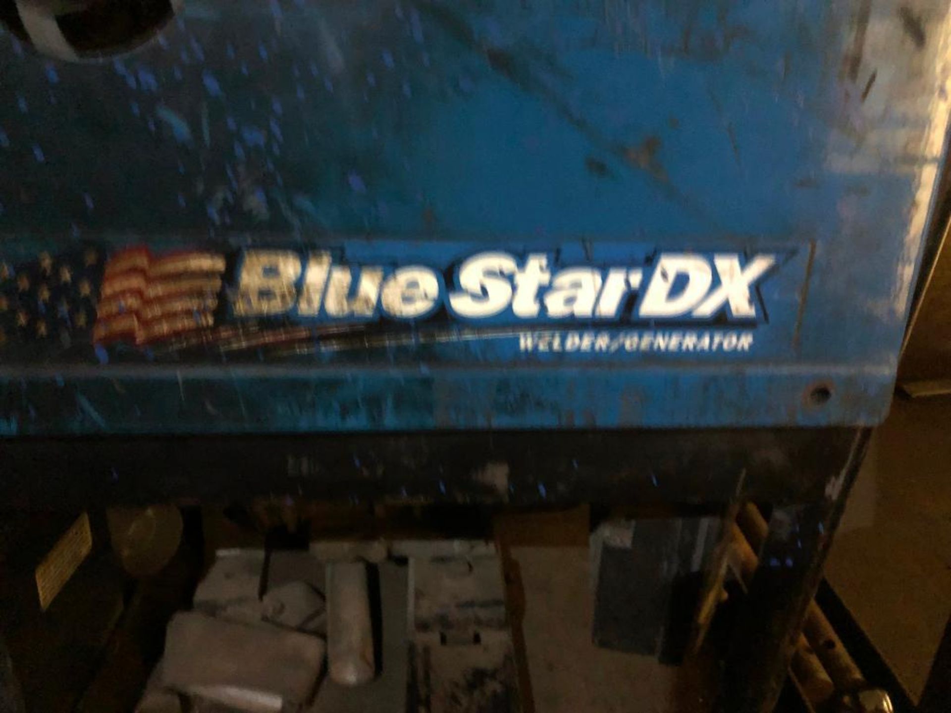 DESCRIPTION WELDER/GENERATOR BRAND/MODEL MILLER BLUE STAR 185 ADDITIONAL INFO 263 HOURS QUANTITY: X - Image 2 of 4