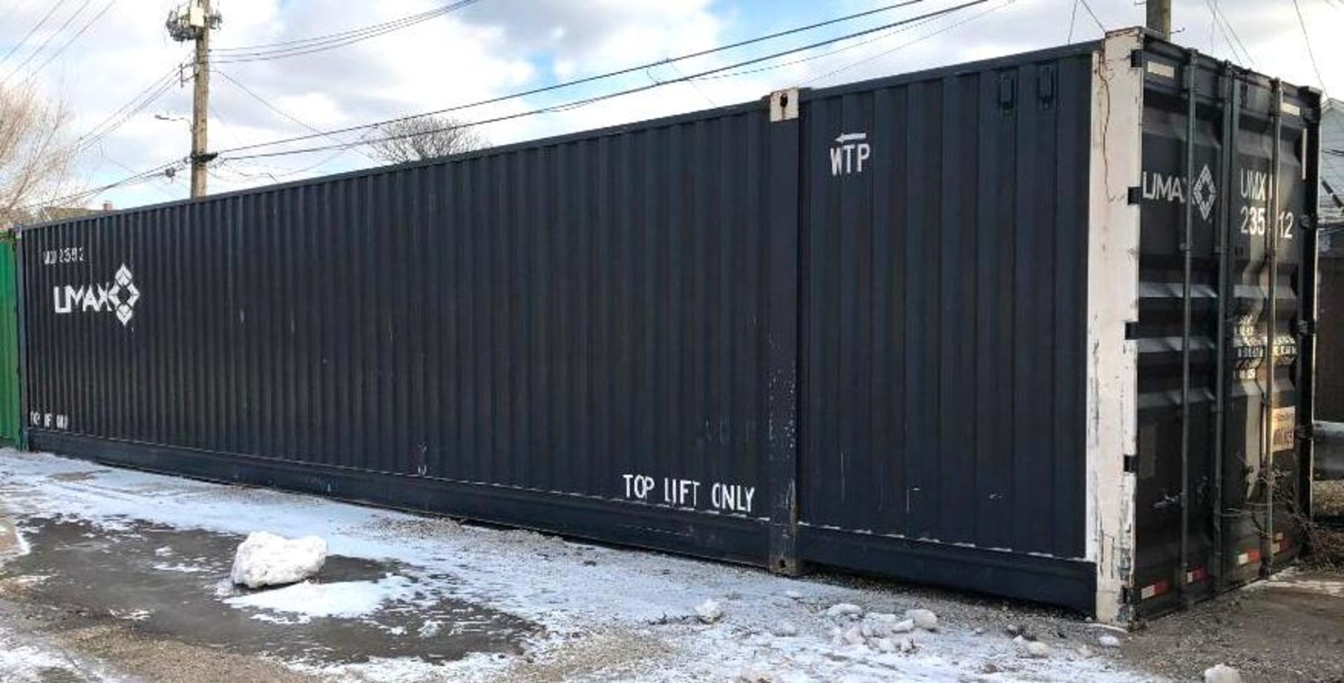 DESCRIPTION 53' SHIPPING CONTAINER ADDITIONAL INFO SEE PHOTOS FOR MORE DETAIL QUANTITY: X BID 1