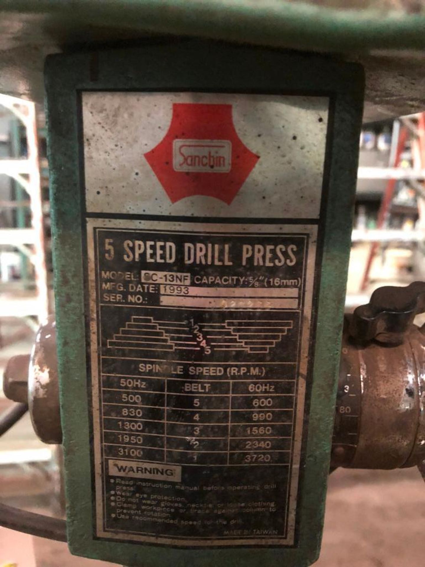 DESCRIPTION 5-SPEED DRILL PRESS BRAND/MODEL SANCHIN SC-13NF SIZE 5/8" QUANTITY: X BID 1 - Image 2 of 2