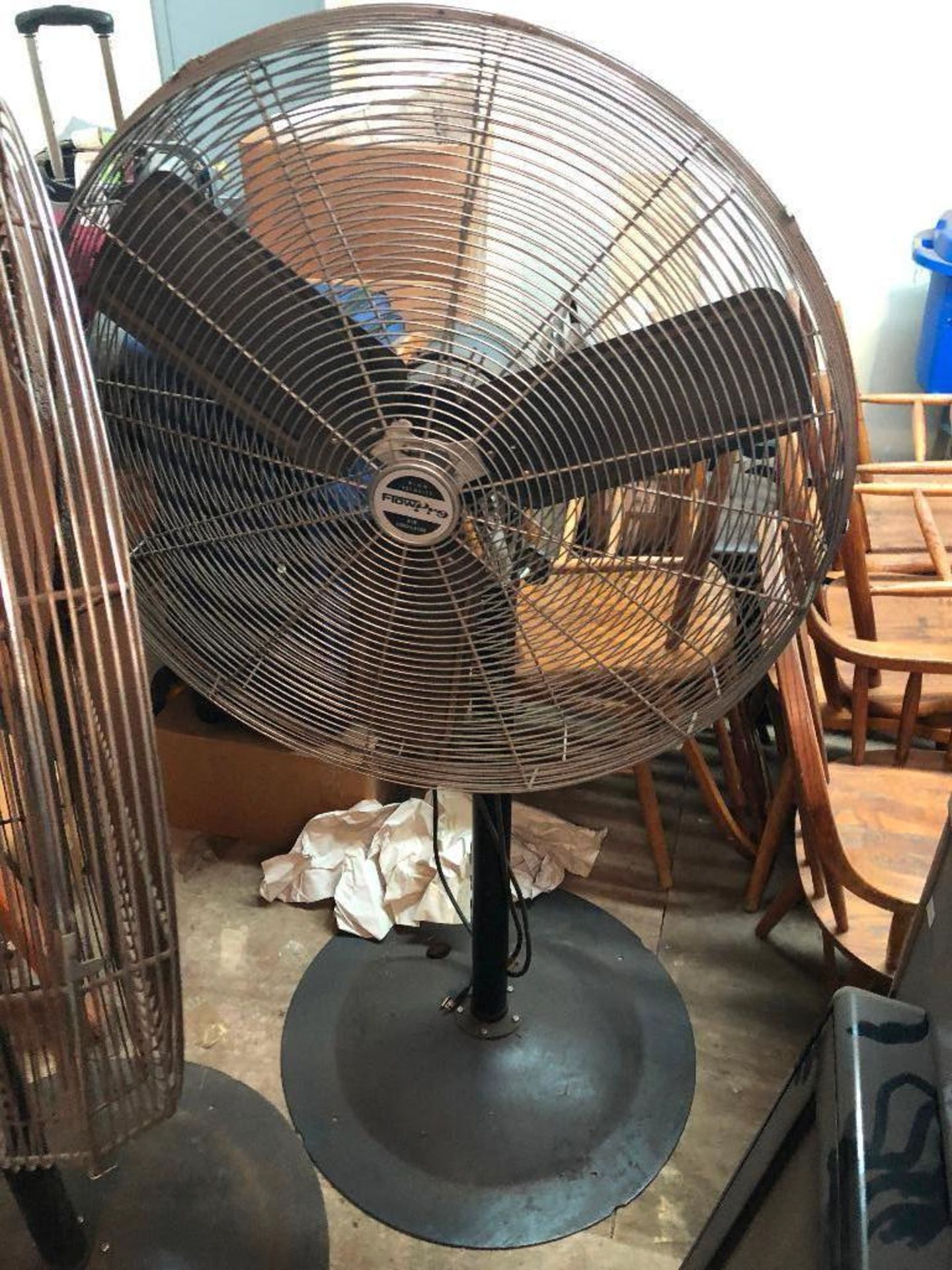 DESCRIPTION: (2) FLOWPRO 25" INDUSTRIAL PEDESTAL FANS. LOCATION: SECOND FLOOR THIS LOT IS: SOLD BY T - Image 2 of 3