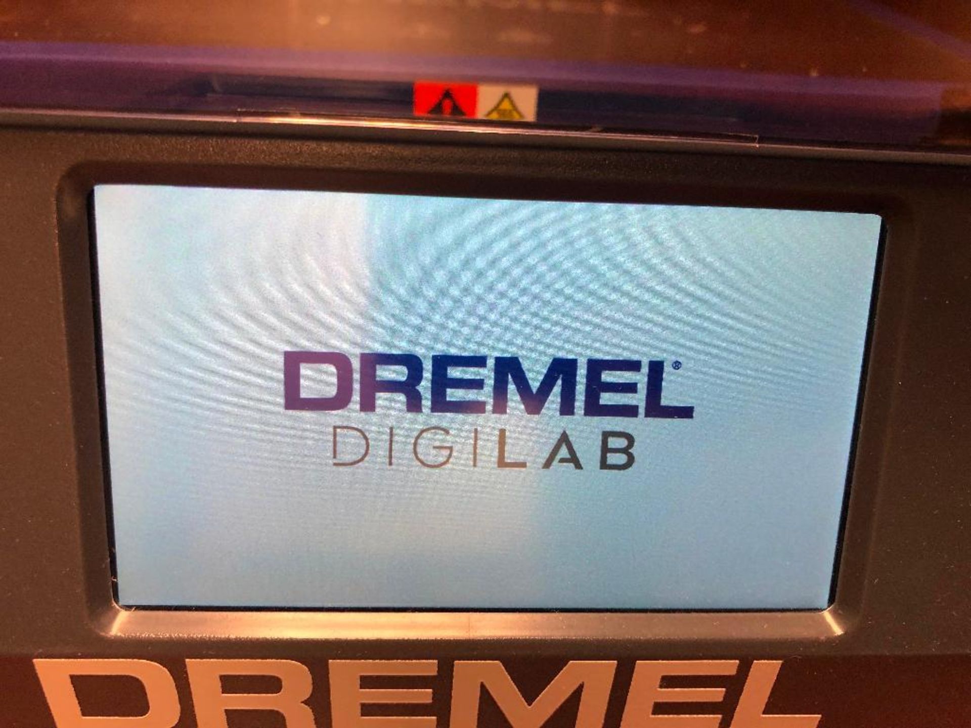 DESCRIPTION: DREMEL 3D45 DIGILAB 3D PRINTER ADDITIONAL INFORMATION: RETAILS FOR $1800 LOCATION: LEFT - Image 6 of 6