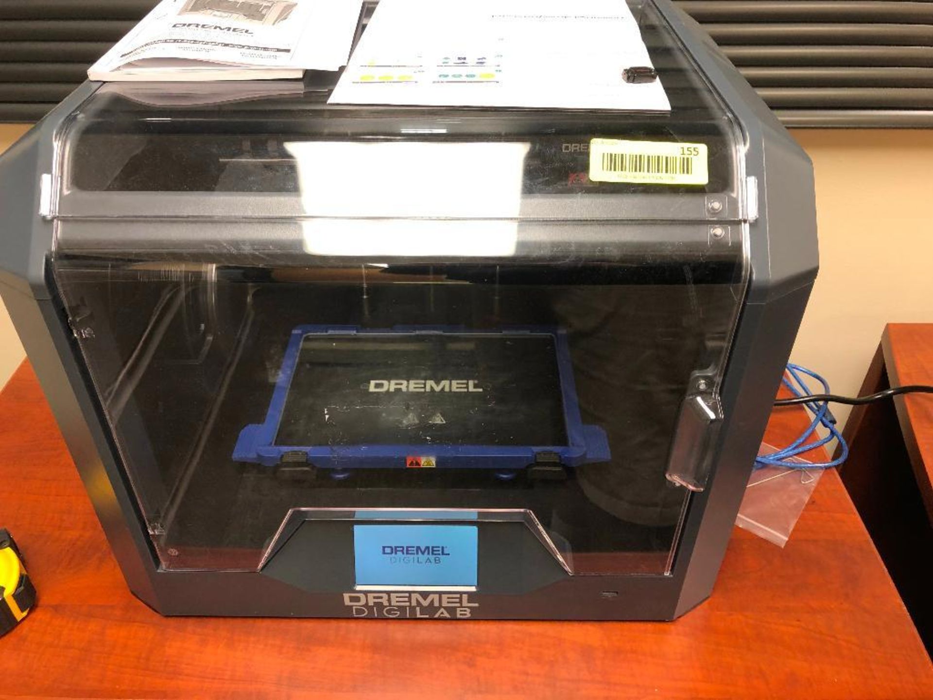 DESCRIPTION: DREMEL 3D45 DIGILAB 3D PRINTER ADDITIONAL INFORMATION: RETAILS FOR $1800 LOCATION: LEFT - Image 5 of 6