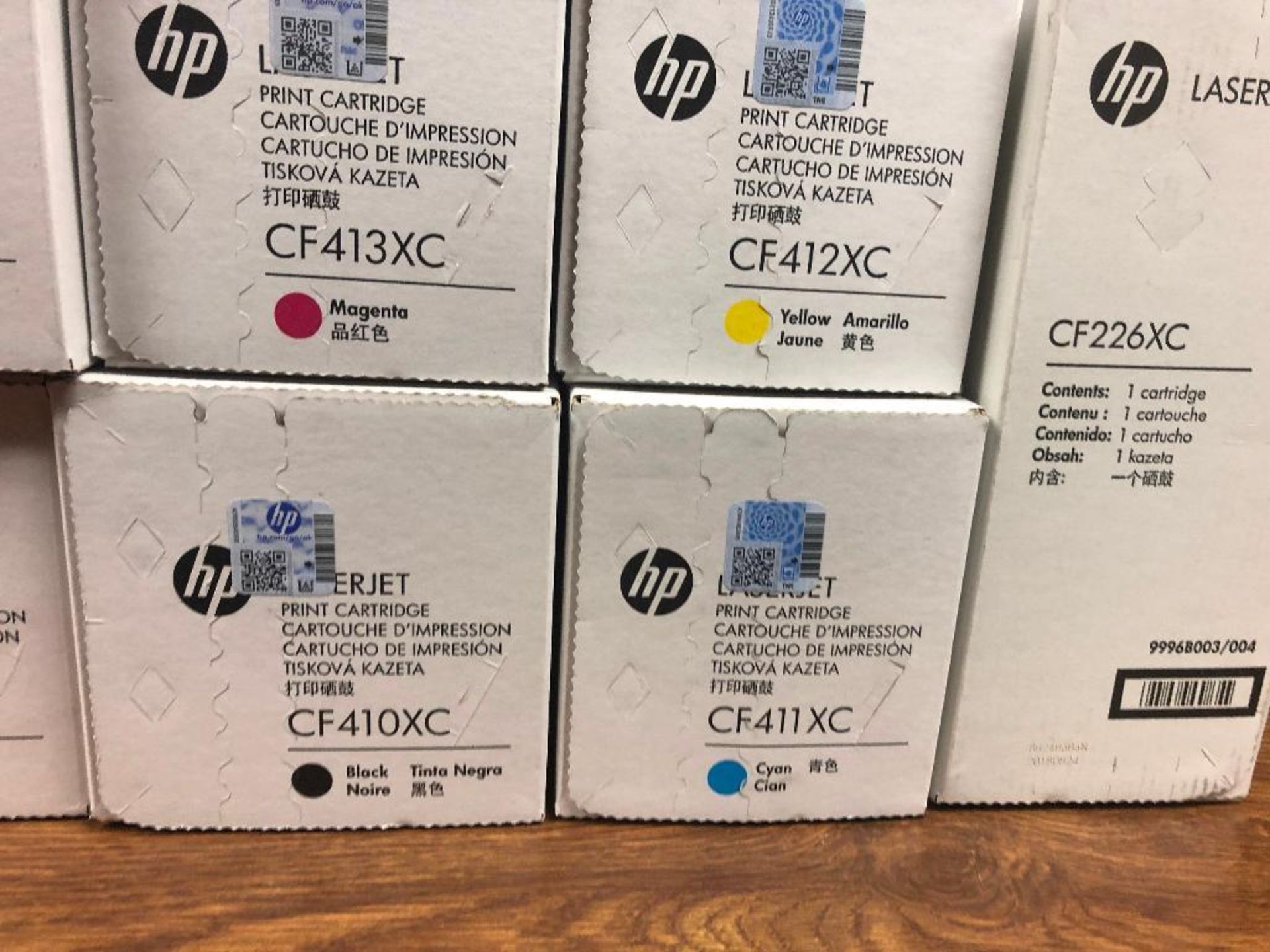 DESCRIPTION: LARGE ASSORTMENT OF PRINTER INK ADDITIONAL INFORMATION: SEE ADDITIONAL PHOTOS LOCATION: - Image 5 of 5