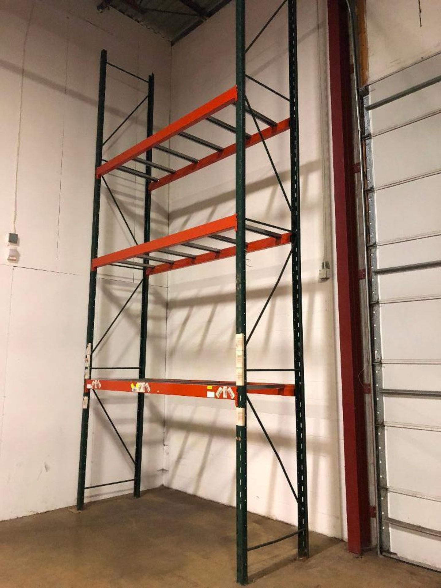 DESCRIPTION: (1) SECTION OF 9' X 3' X 18' PALLET RACKING ADDITIONAL INFORMATION: W/ (2) UPRIGHTS, (6 - Image 2 of 3