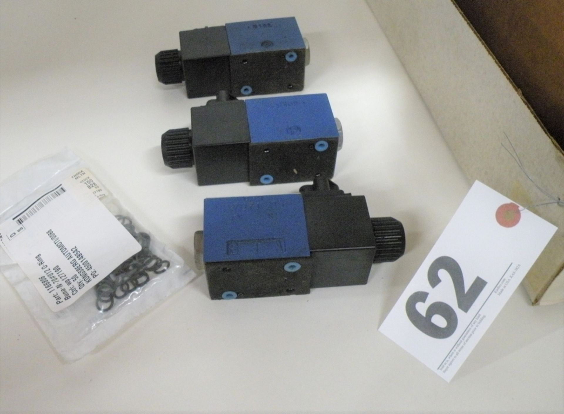 (3) Bosch Directional Control Valve #9810231011, Look new (S Fulton, TN)