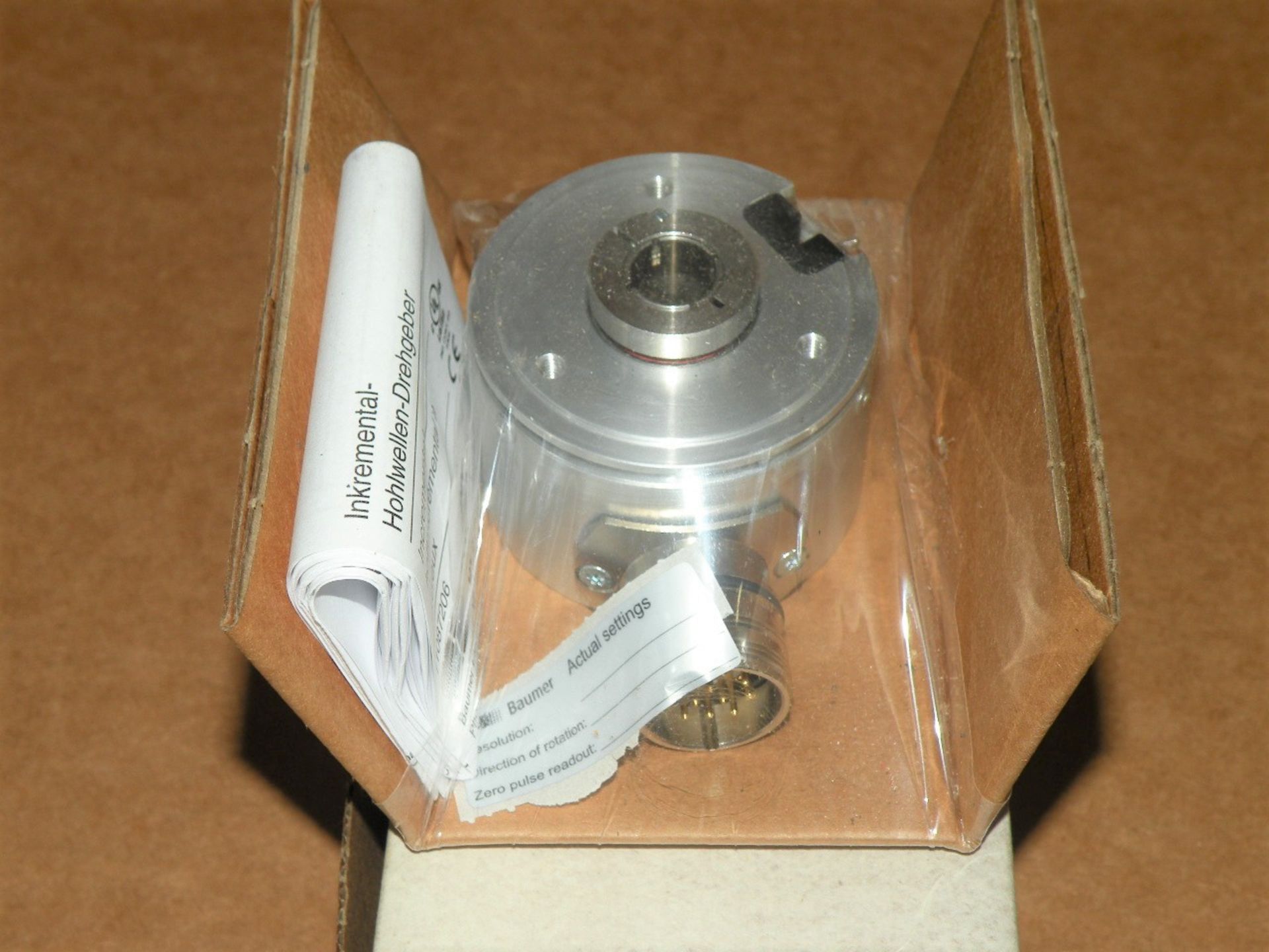 Baumer Incremental Hollow Shaft Encoder BHF1P.05A8192-E2-A (S Fulton, TN) - Image 2 of 5