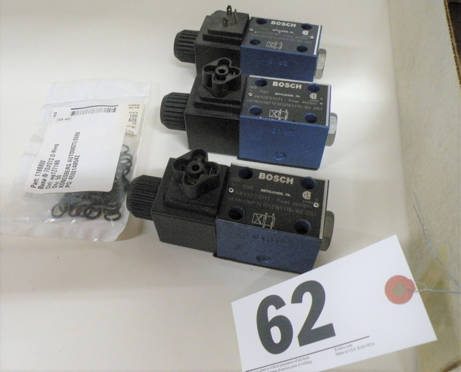 (3) Bosch Directional Control Valve #9810231011, Look new (S Fulton, TN) - Image 2 of 4