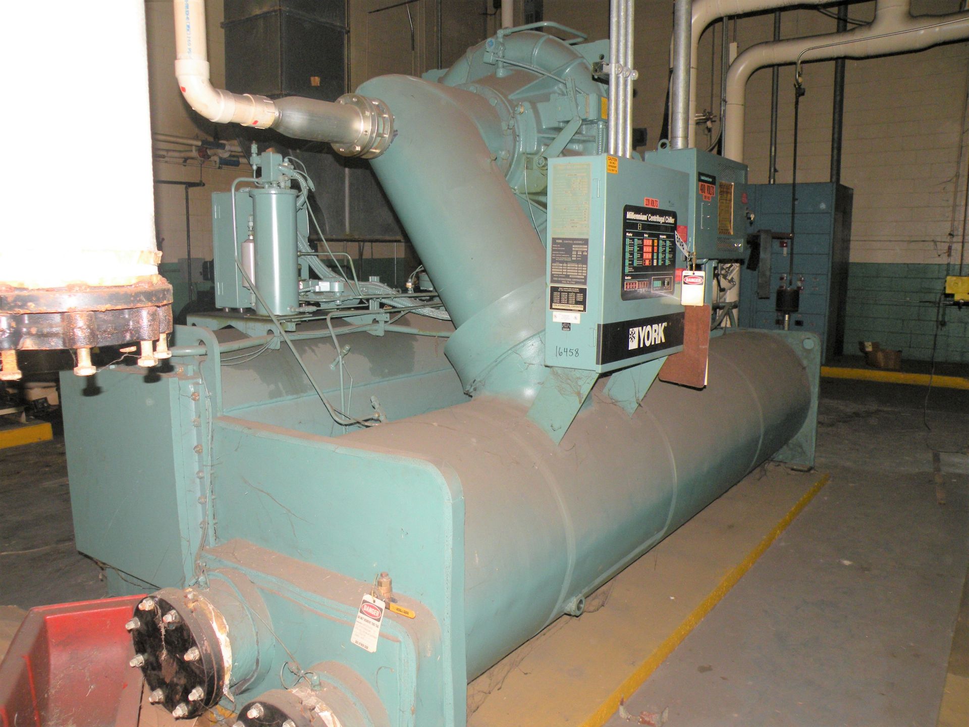 York Millennium Centrifugal Chiller: Mdl YTG3A2C3-CKHS, 14,869 Hrs (Martin TN) - Image 2 of 10