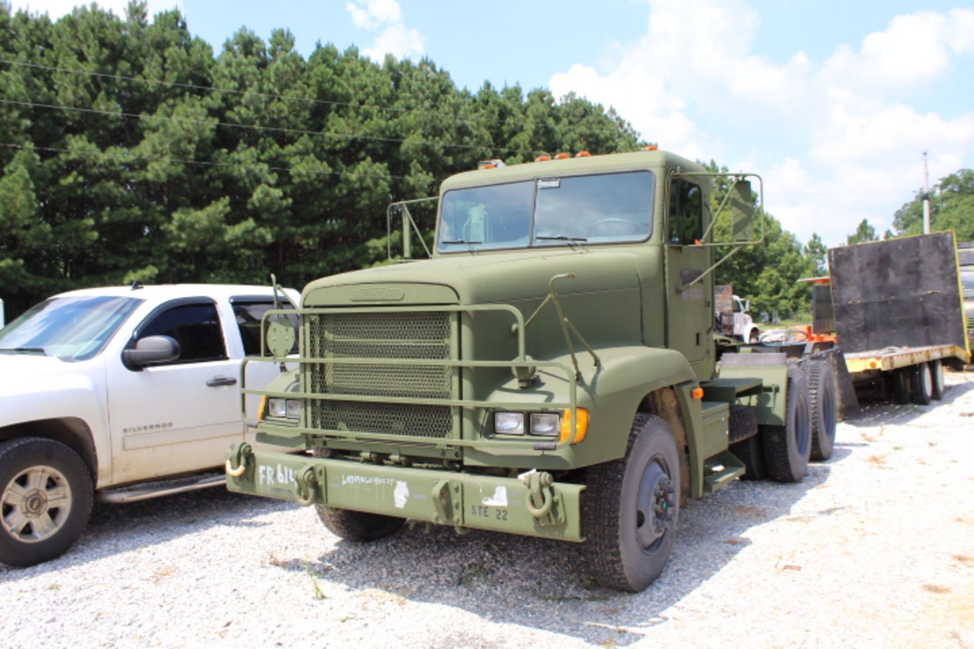 1991 FREIGHTLINER DAY CAB TWIN SCREW, DETOIT DIESEL, ALLISON TRANS, CONVERTED TO 12VOLT, 3761 MILES.