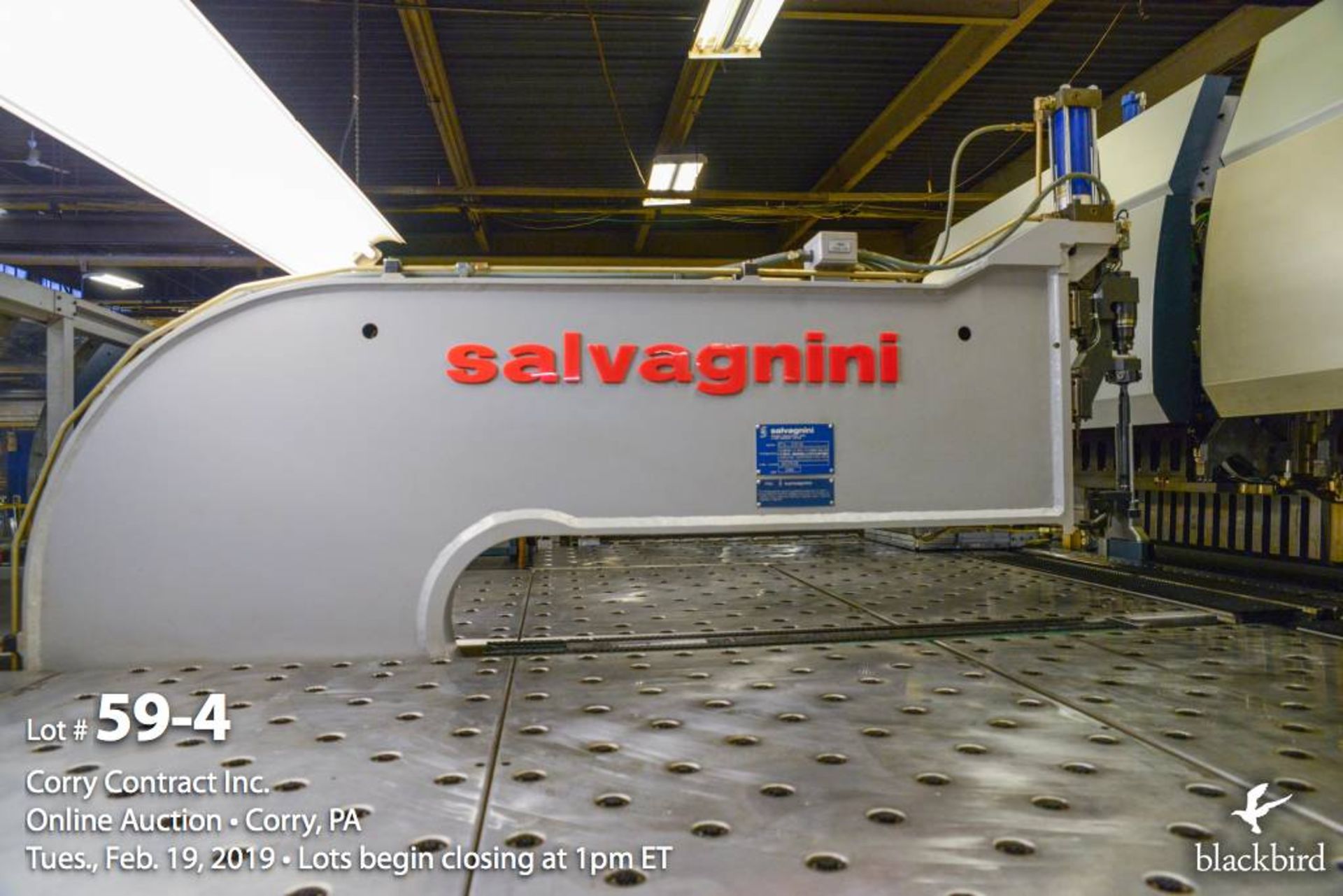 Salvagnini CNC automatic panel bending center P4-2516 - Image 4 of 30