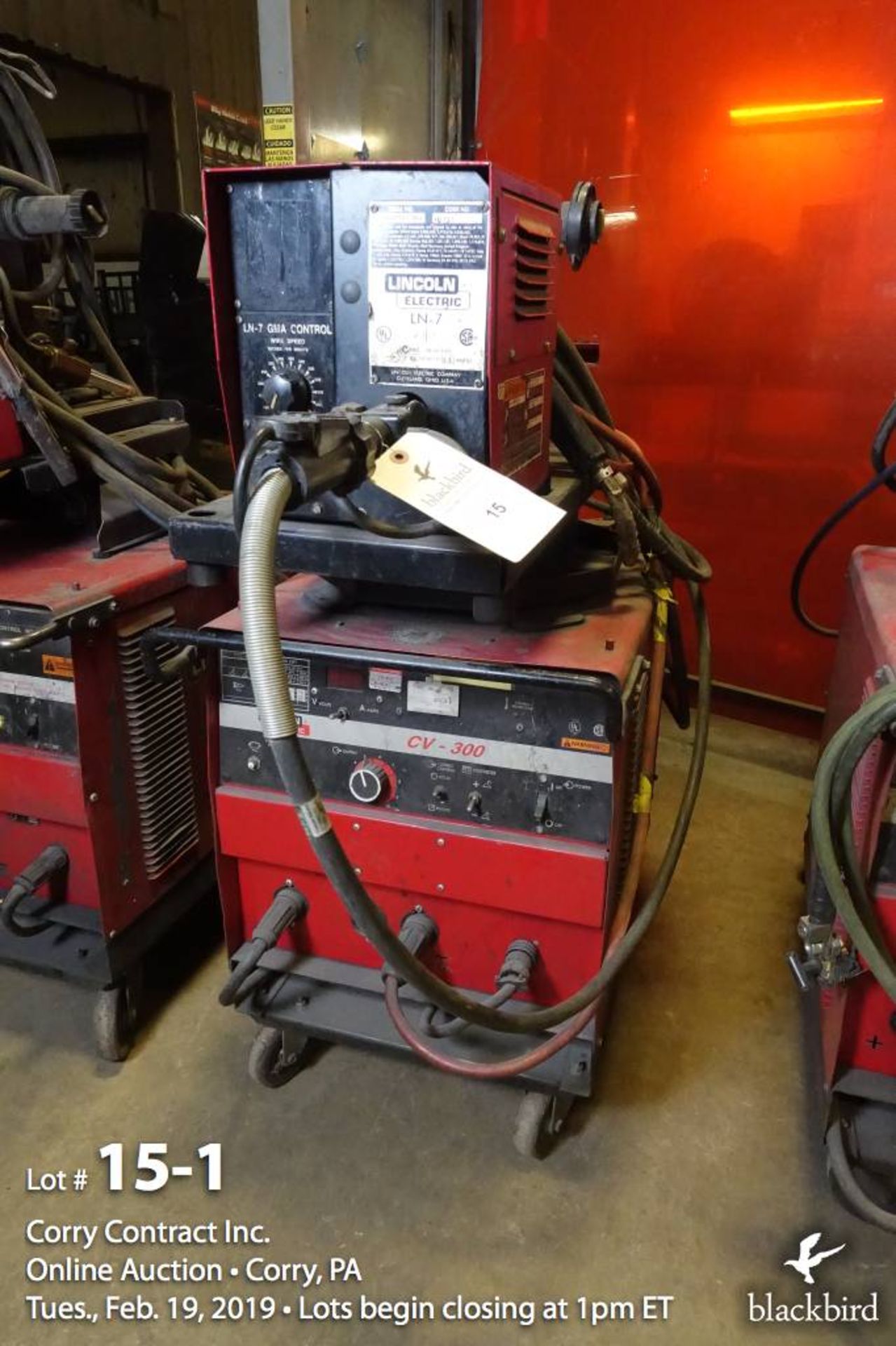 Lincoln CV-300 300 amp MIG welder (code