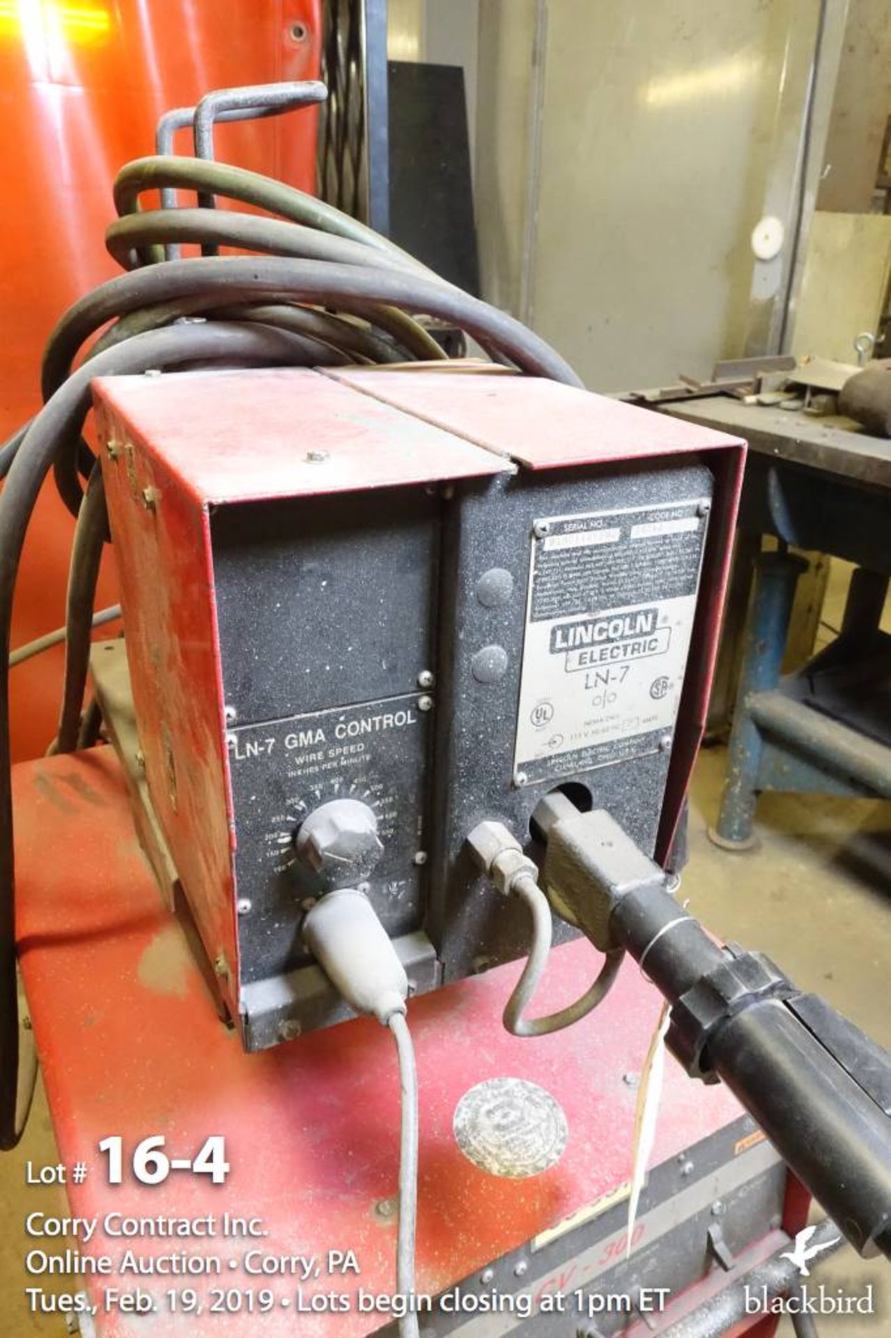 Lincoln CV-300 300 amp MIG welder (code - Image 4 of 5