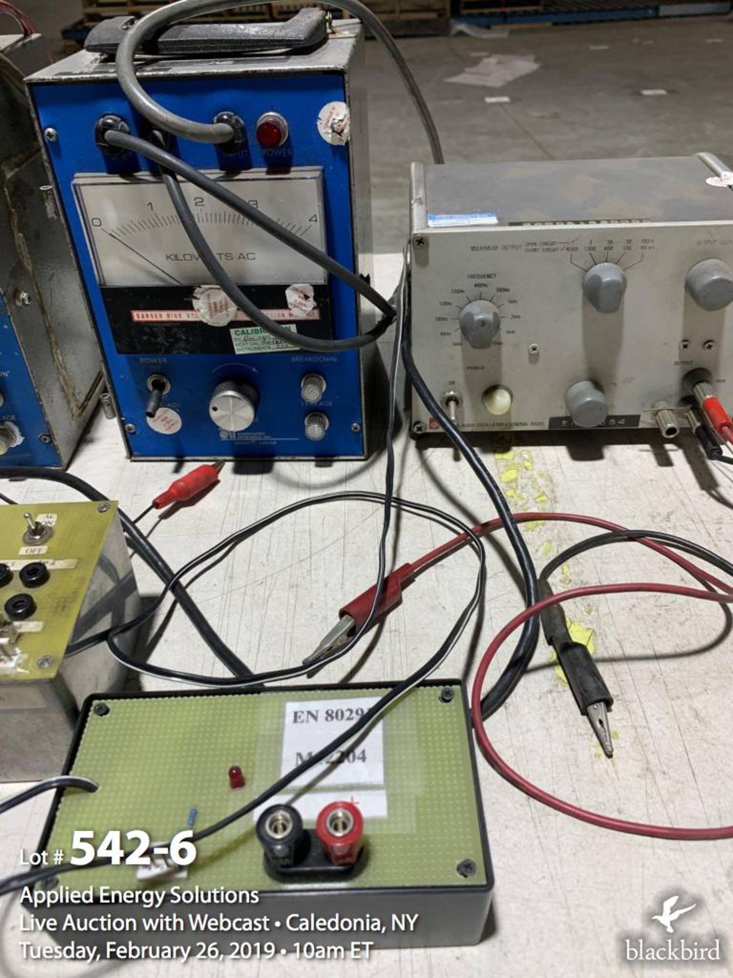 Cable Diagnostic Bench with Contents - Image 6 of 10