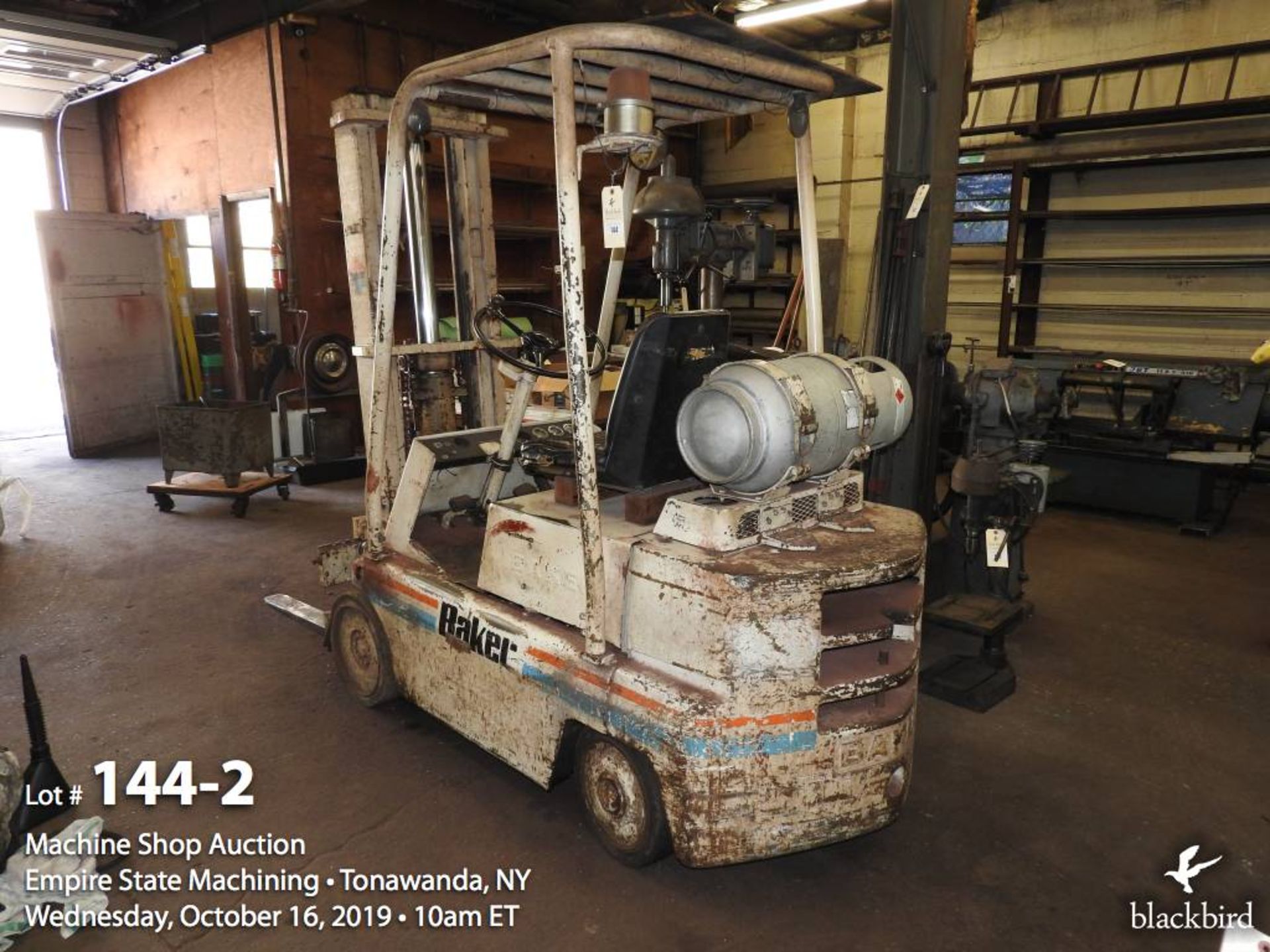 Baker FJD-040 3000 lb propane forklift - Image 2 of 5