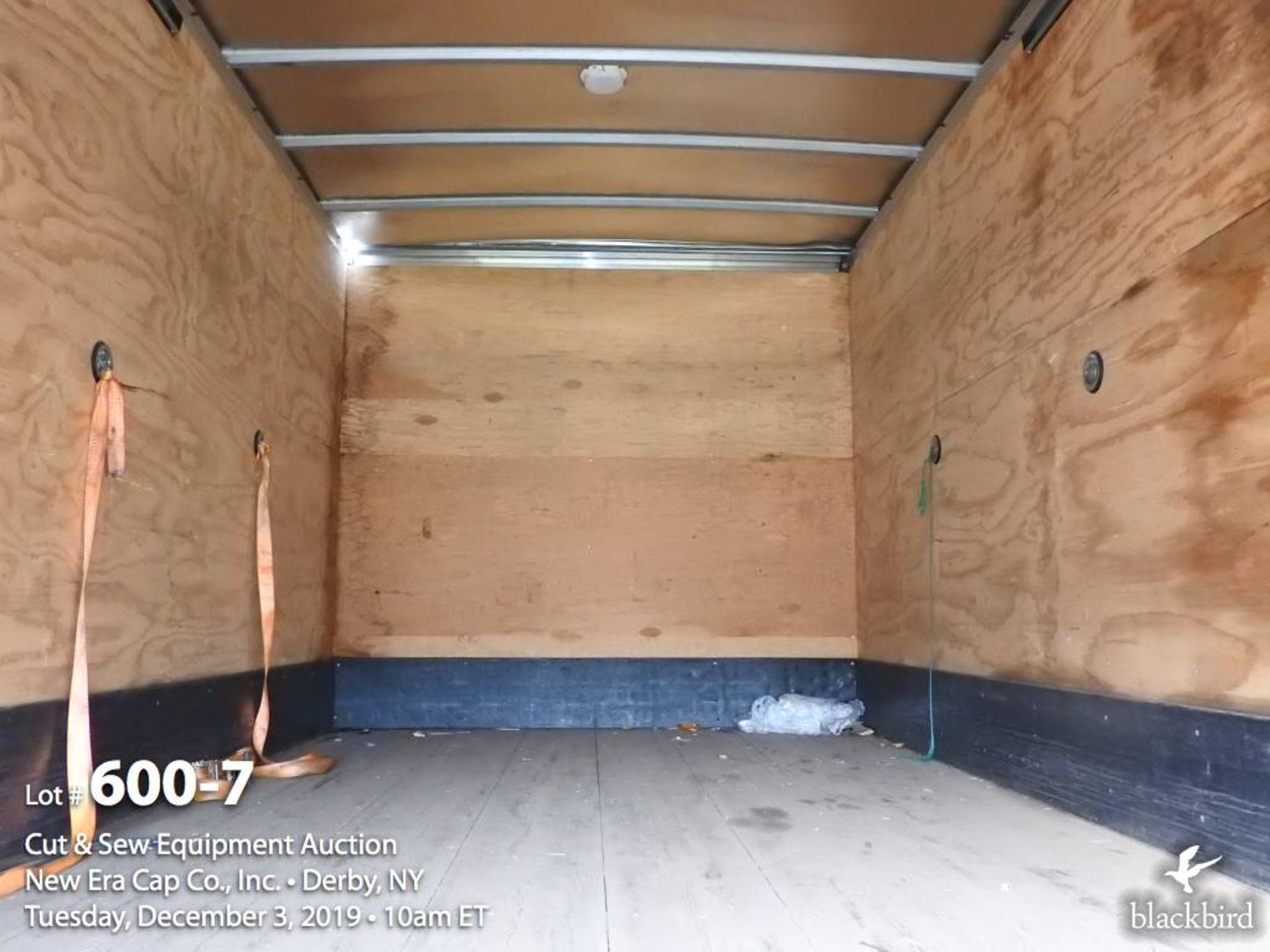 2008 Isuzu NPR 16-foot box truck - Image 6 of 12
