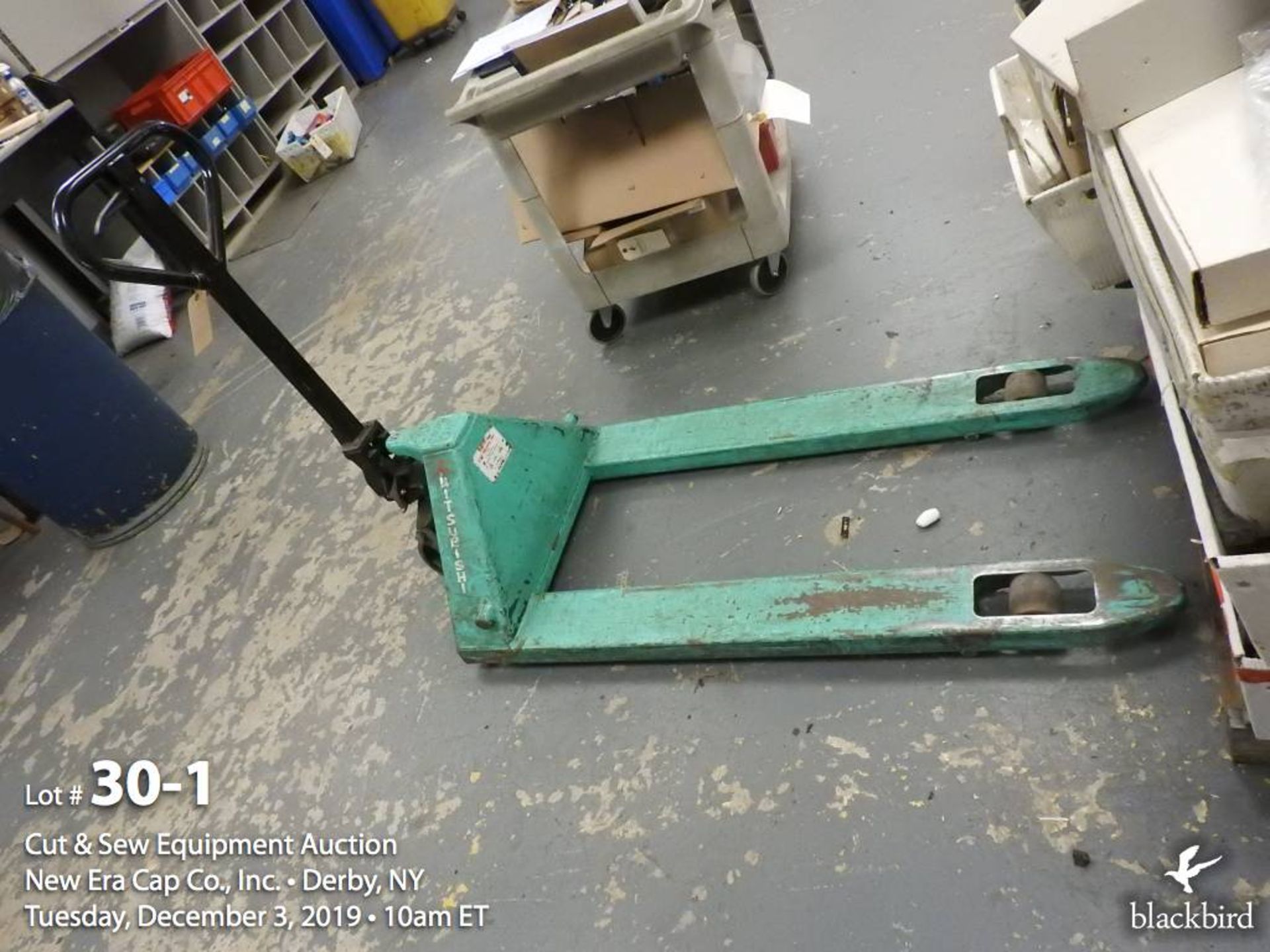 Mitsubishi green pallet jack